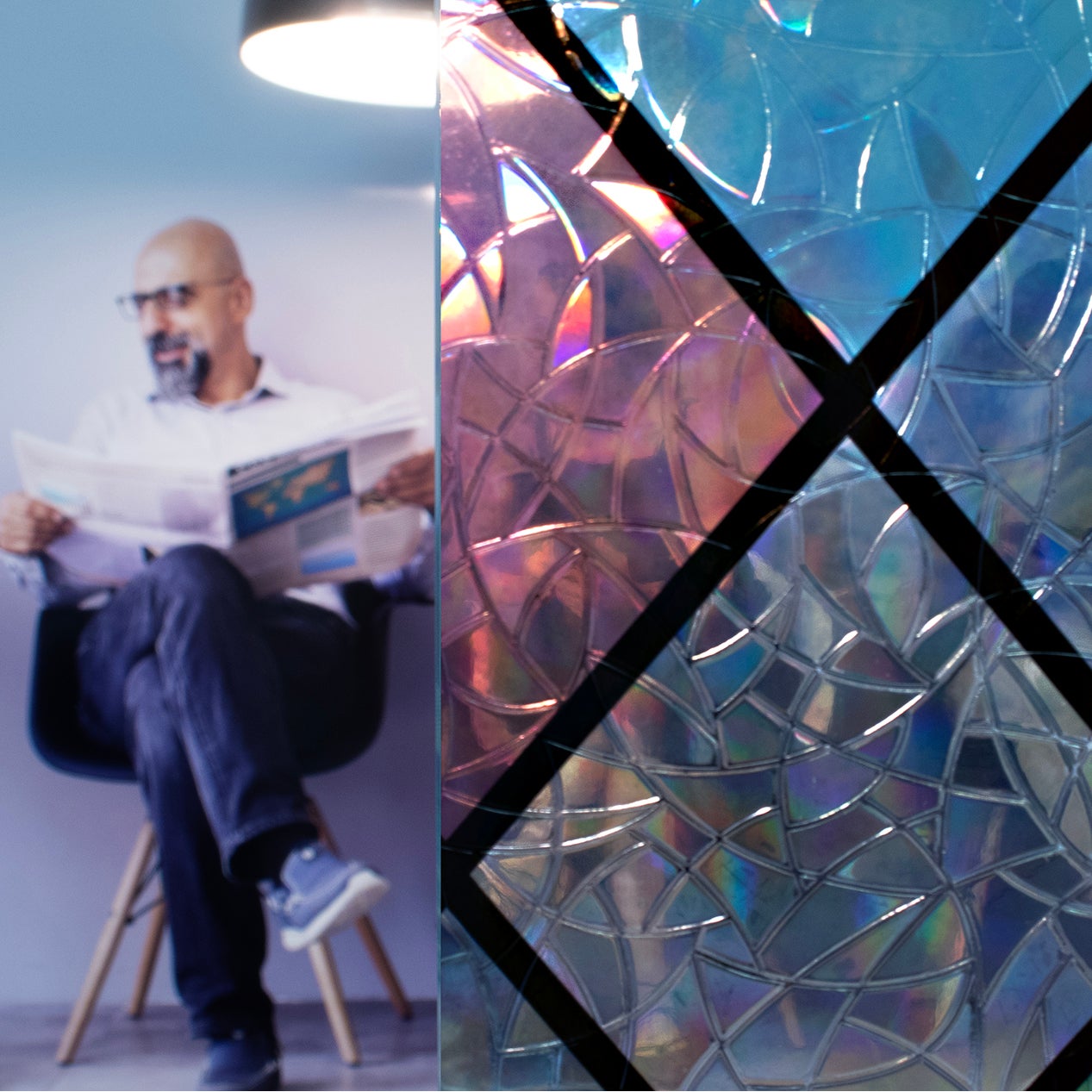 Anwendungsbild Dekorfolie CDFS 6031 Chapel, Adhäsionsfolie, Innenverlegung, statisch haftend, Personen hinter Folie, schneller Sichtschutz, Optik von farbigem Bleiglas mit Prismeneffekt bei Beleuchtung, Hingucker