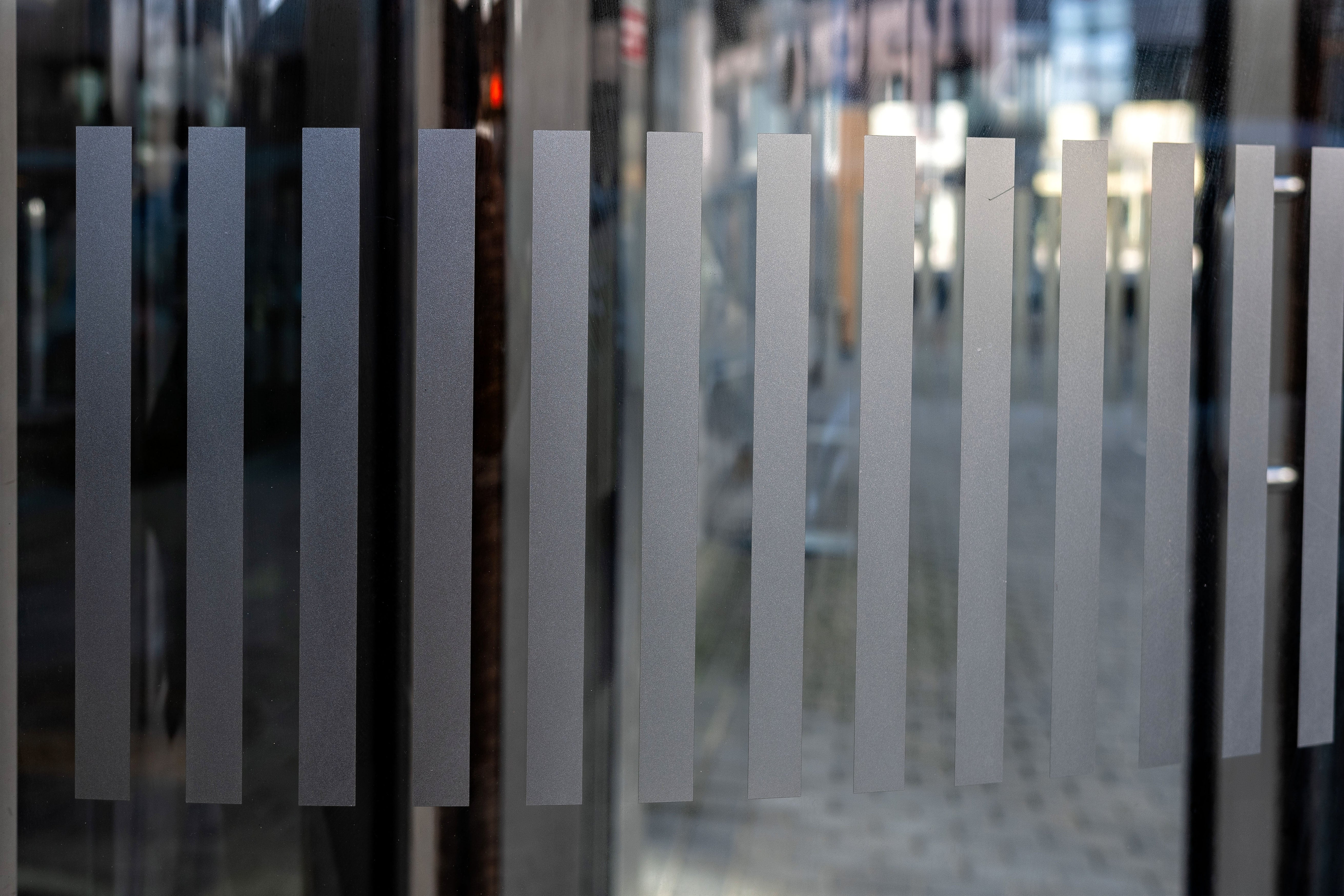 satinierte Dekorfolie geplottet