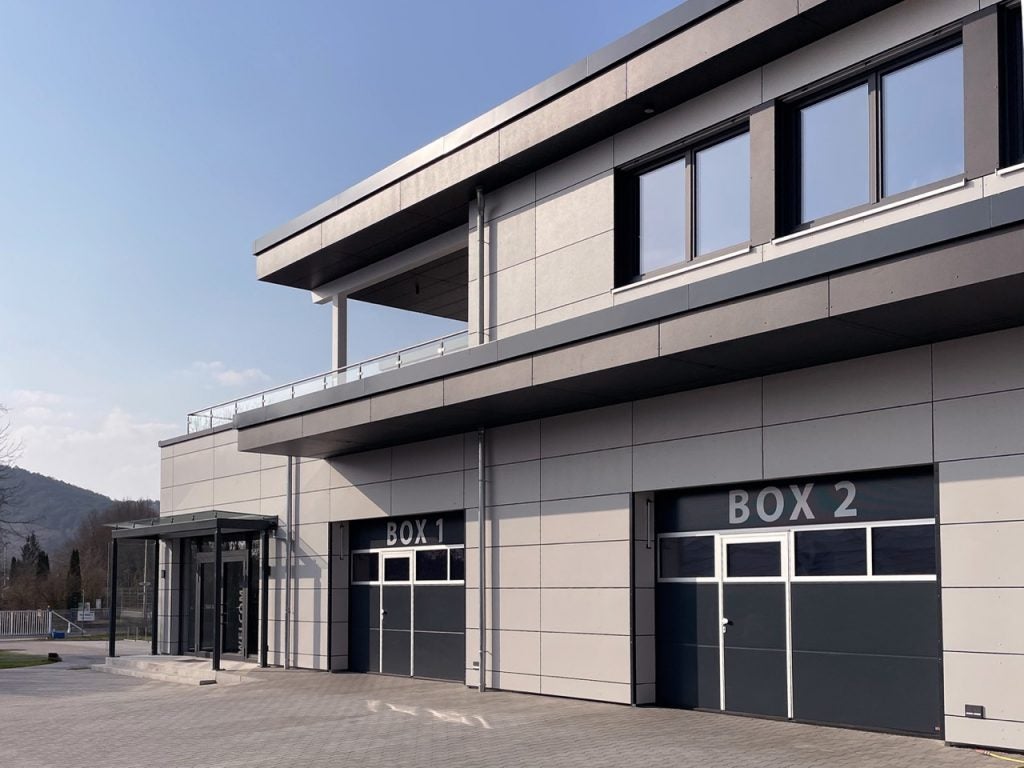 Ansicht des BRUXSAFOL Neubaus mit Box 1 und Box 2