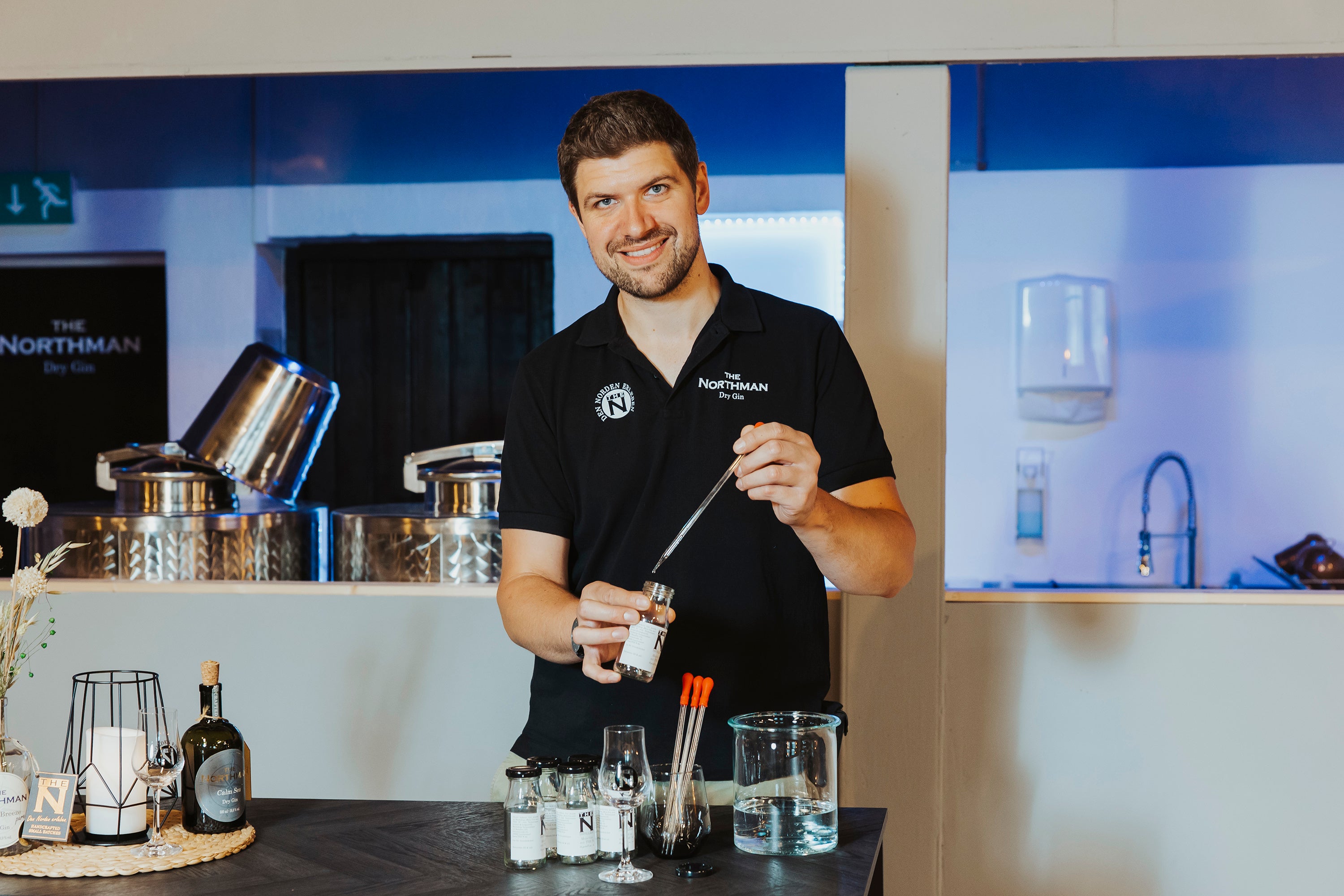 Erwachsener, Männlich, Mann, Person, Tasse