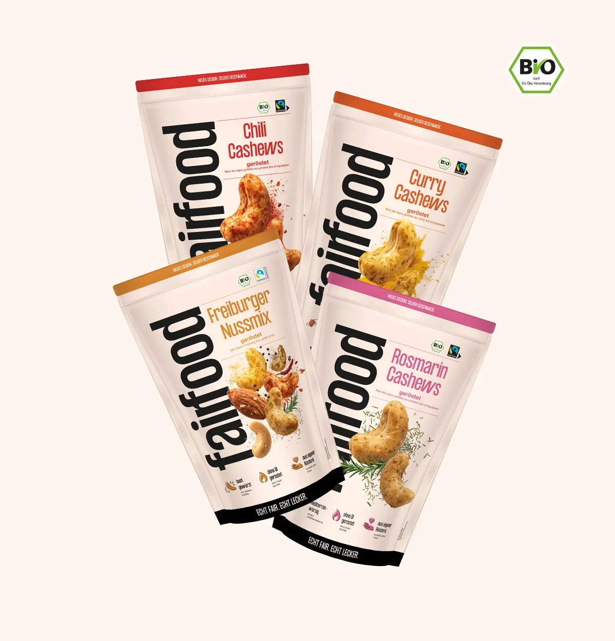 4 kleine Beutel mit Nussmix und Cashews