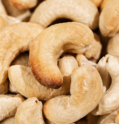 Faire Cashews im Steinofen gebacken Hier siehst du Faire Cashews im Steinofen gebacken