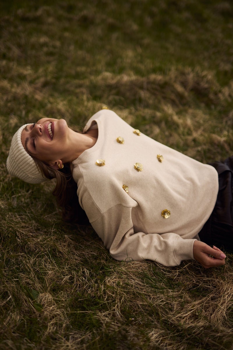 NUKUS NKF03021 Beatriz Pullover Flower-Sand Melange