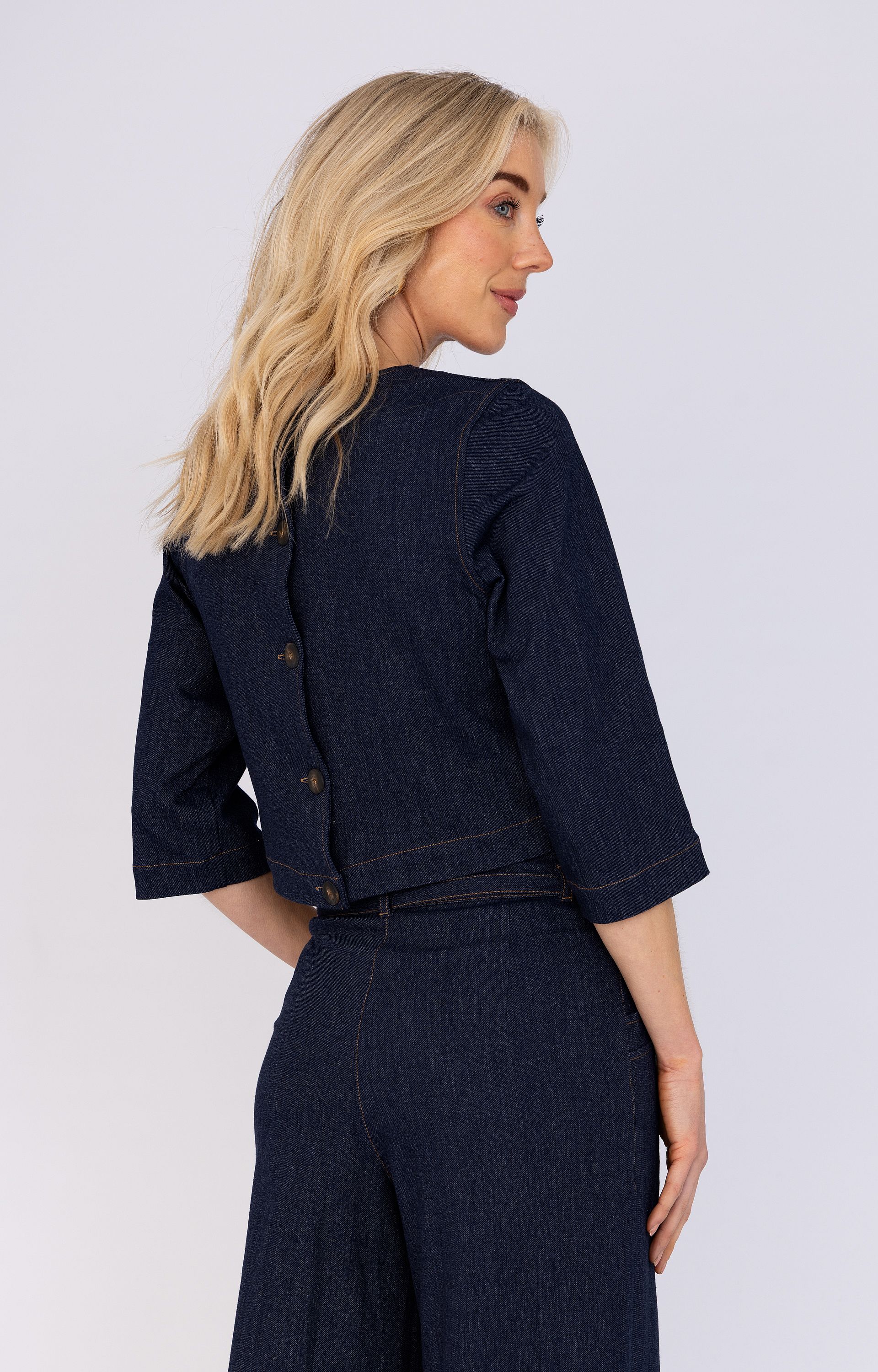 ANNA 32a05-03680-1 Blouse met knoopsluiting op de rug