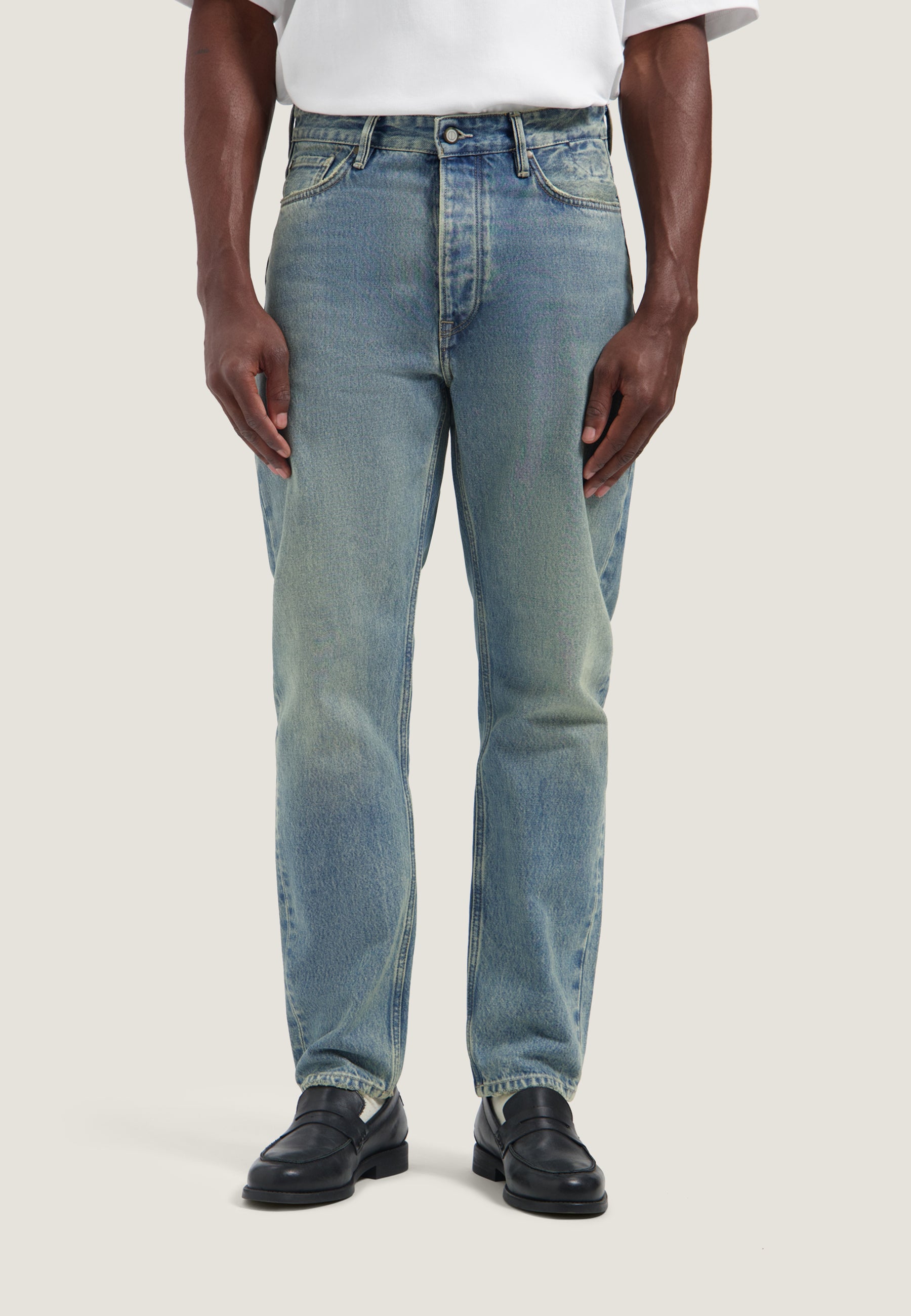 DESTREZZED 551566 Logan 5 Pocket IRW