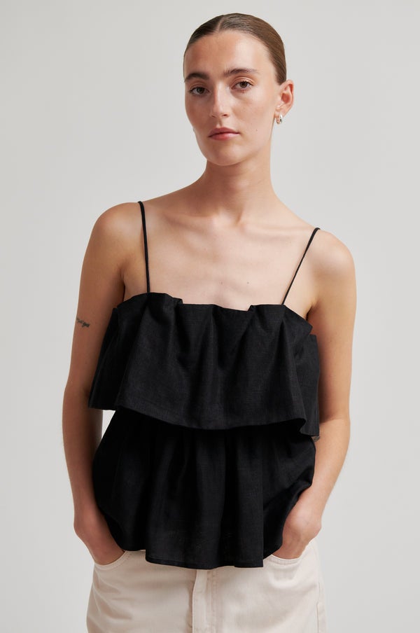 SECOND FEMALE 60696 AIE TOP-Black