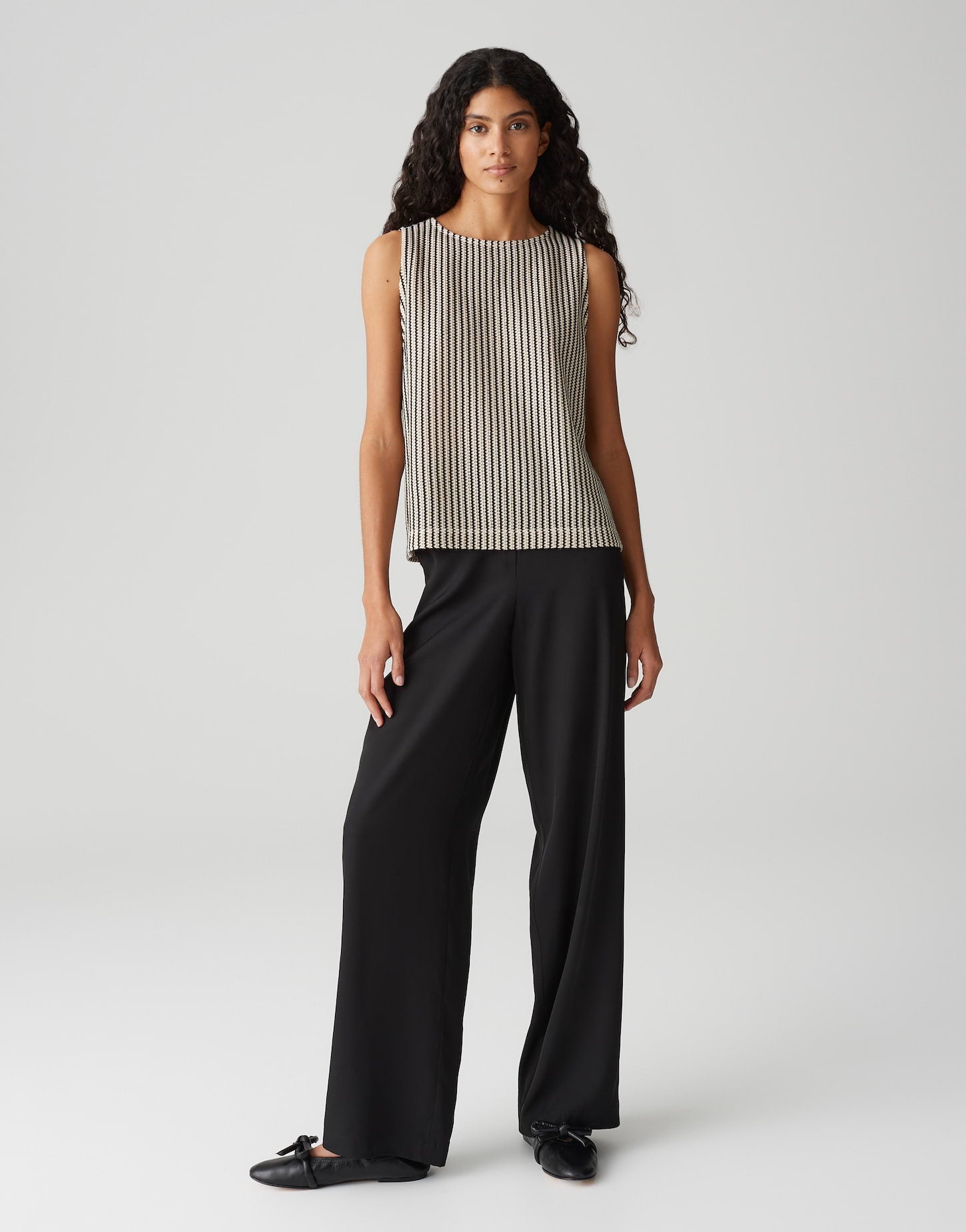 OPUS 10421413216100 Isolchen Top