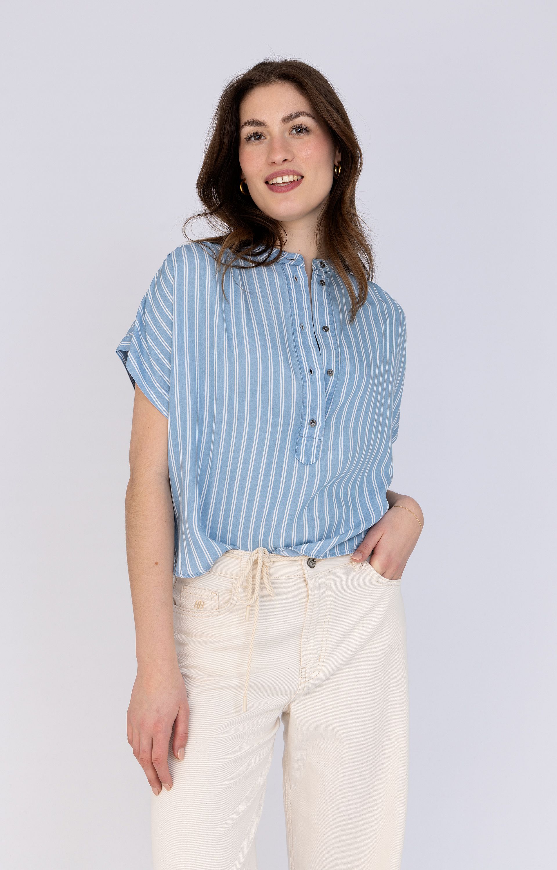 ANNA BLUE B46-05-Gina Blouse SS Stripe