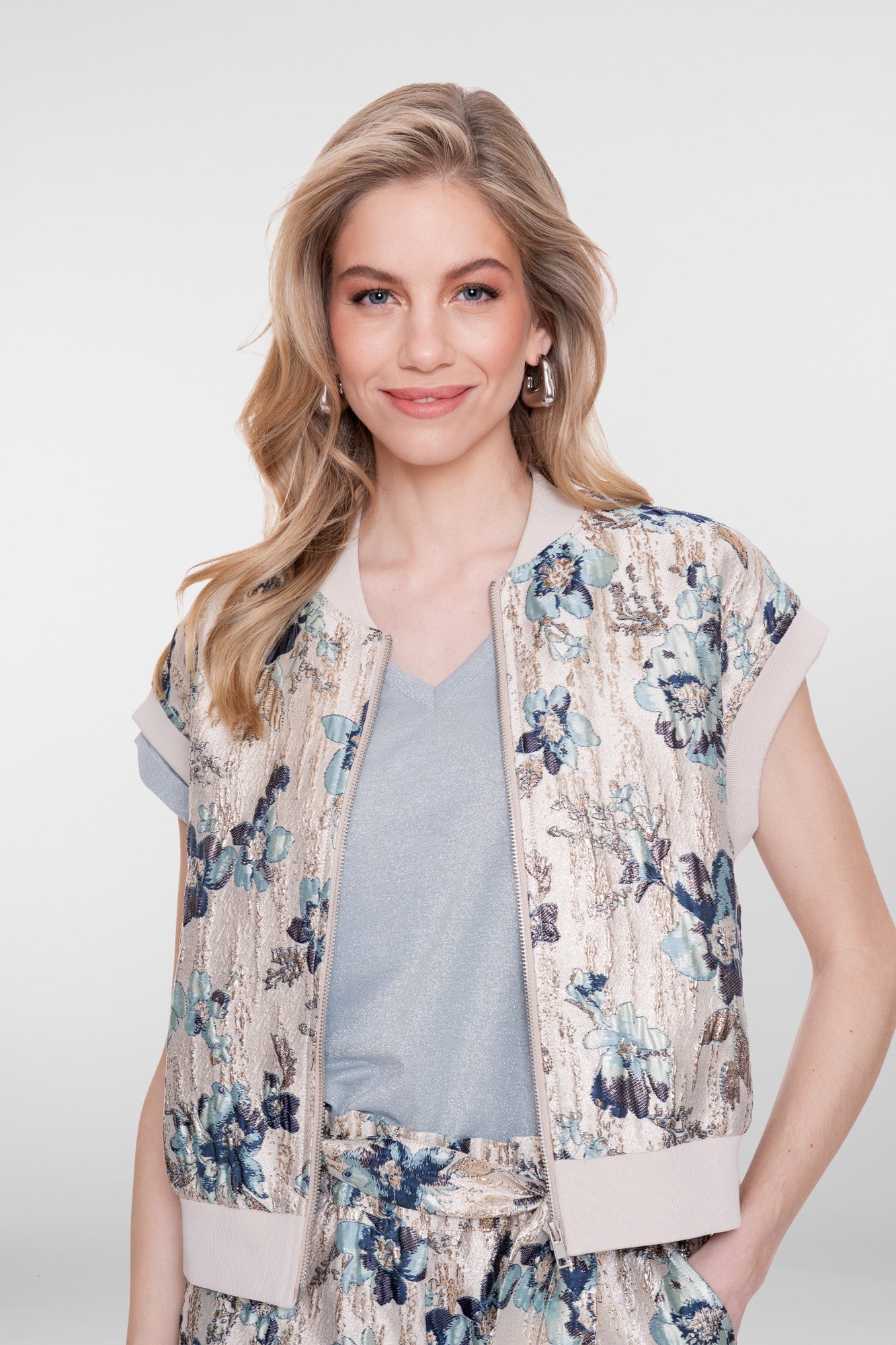 GEISHA 65355-14  Sleeveless Bomber Jacquard