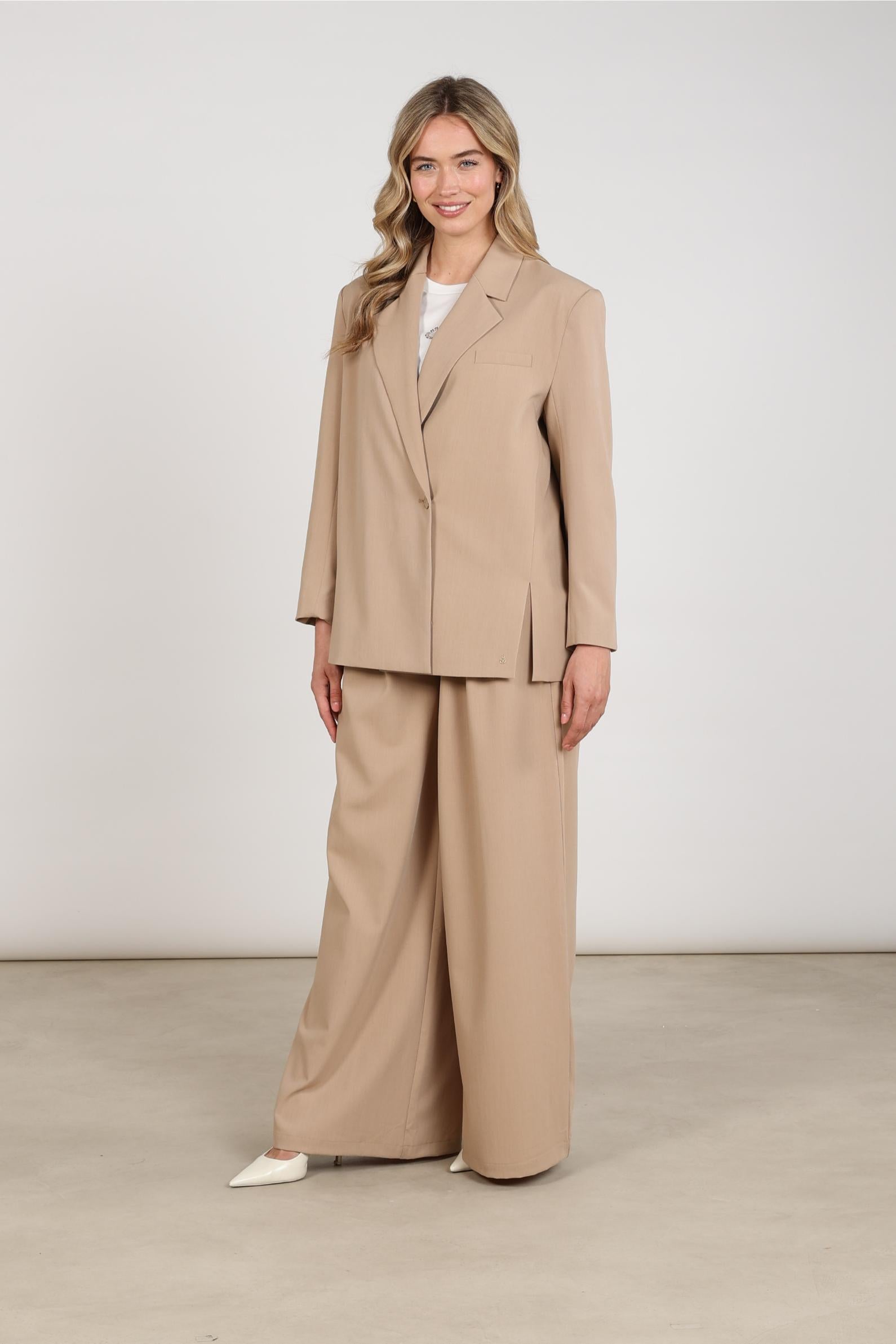 NUKUS NKF11010 Darcey Blazer