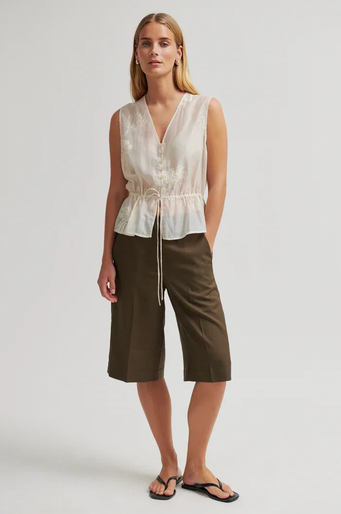 SECOND FEMALE 60822 Sharo Long Shorts