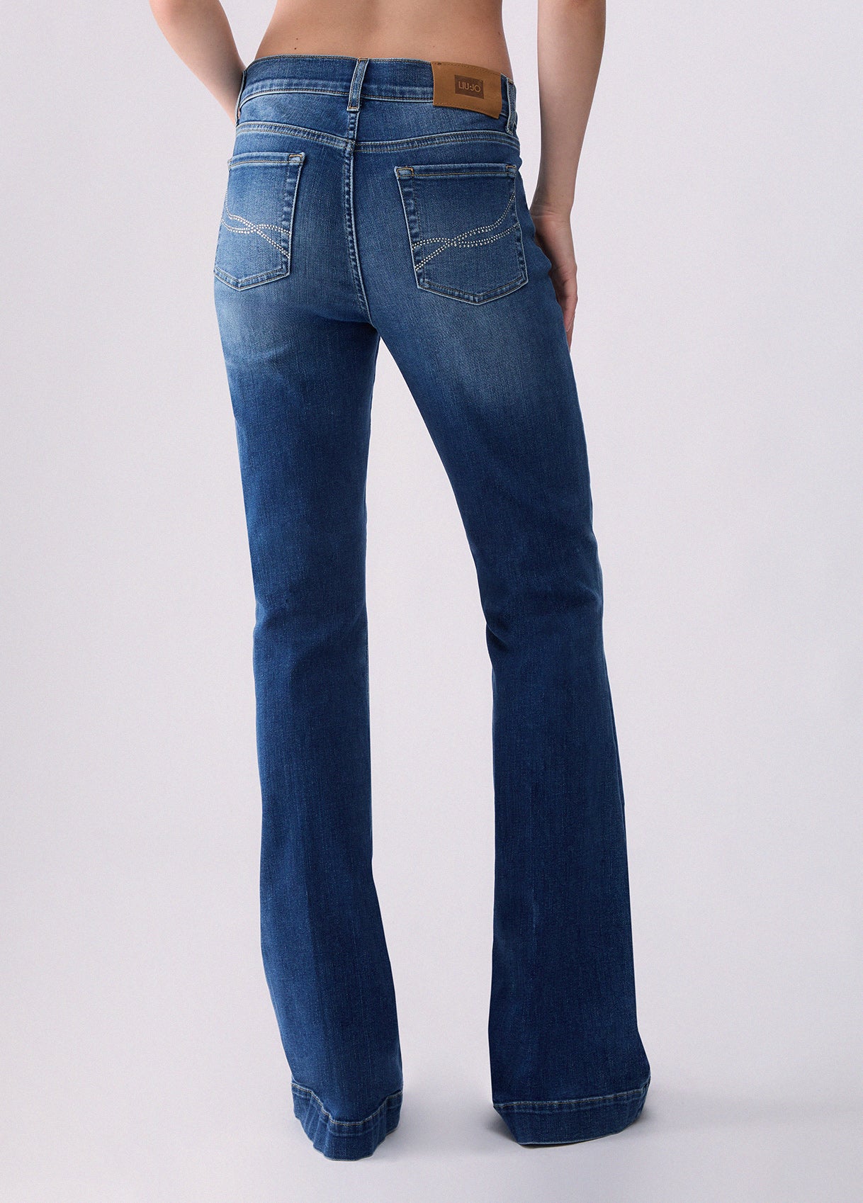 LIU JO UF6061DS081 Ecs Pant Auth Beat uitlopende jeans met stras