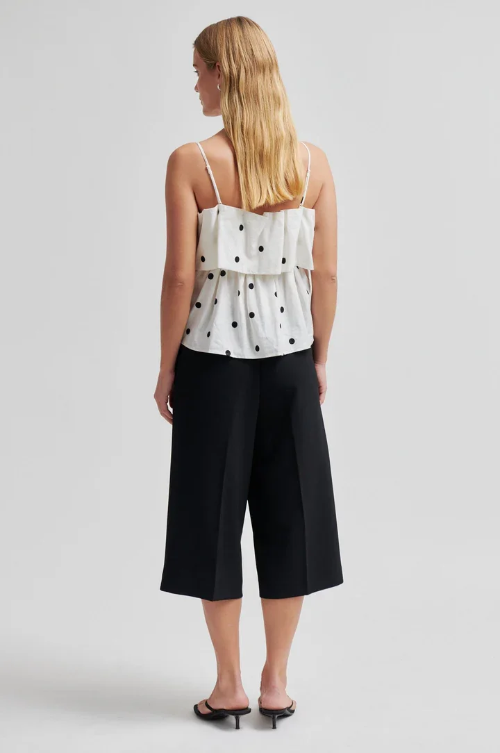 SECOND FEMALE 60844 Salliy Top Dots