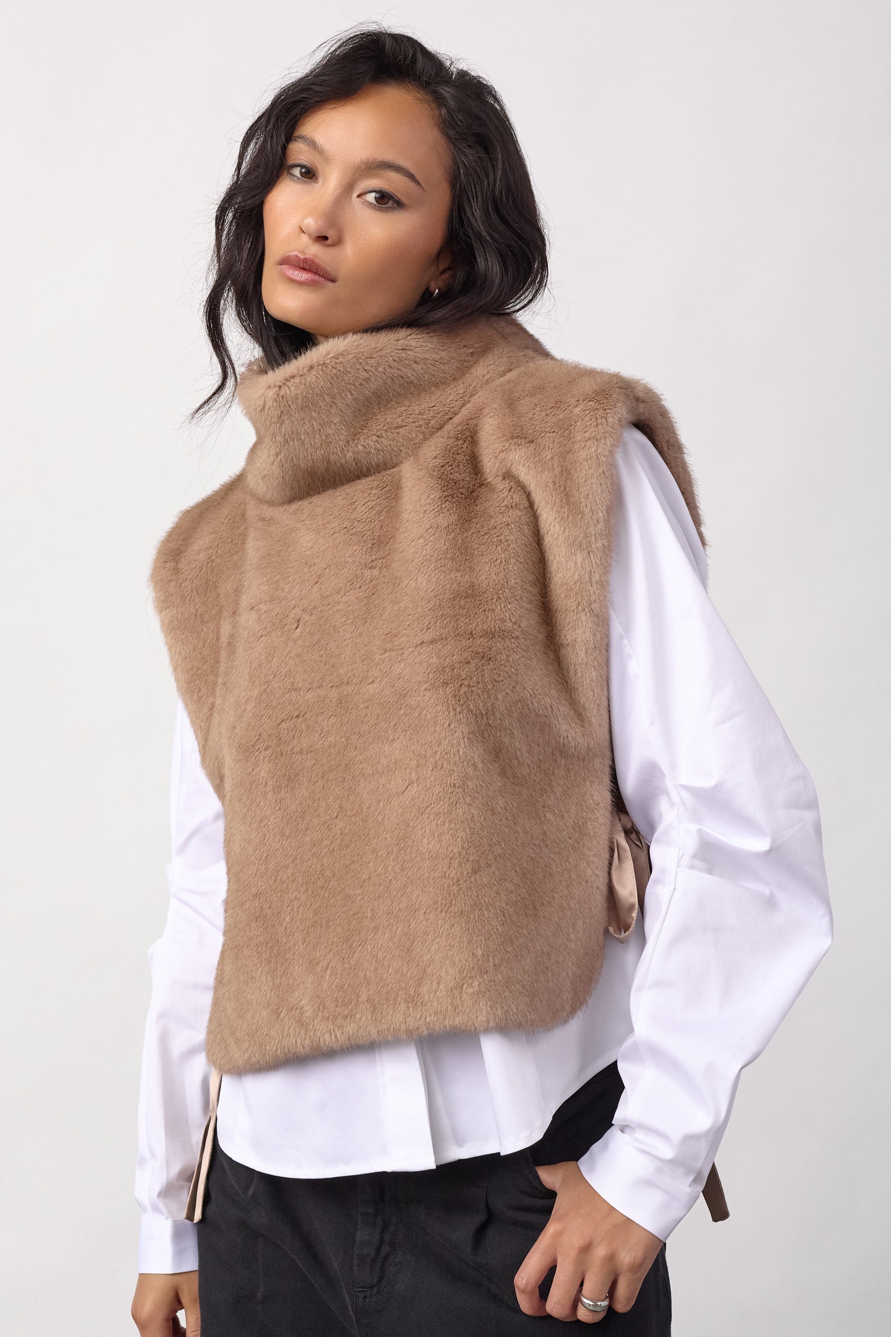 CO'COUTURE 500368 FeraCC Faux Collar