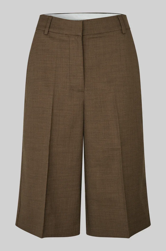 SECOND FEMALE 60822 Sharo Long Shorts