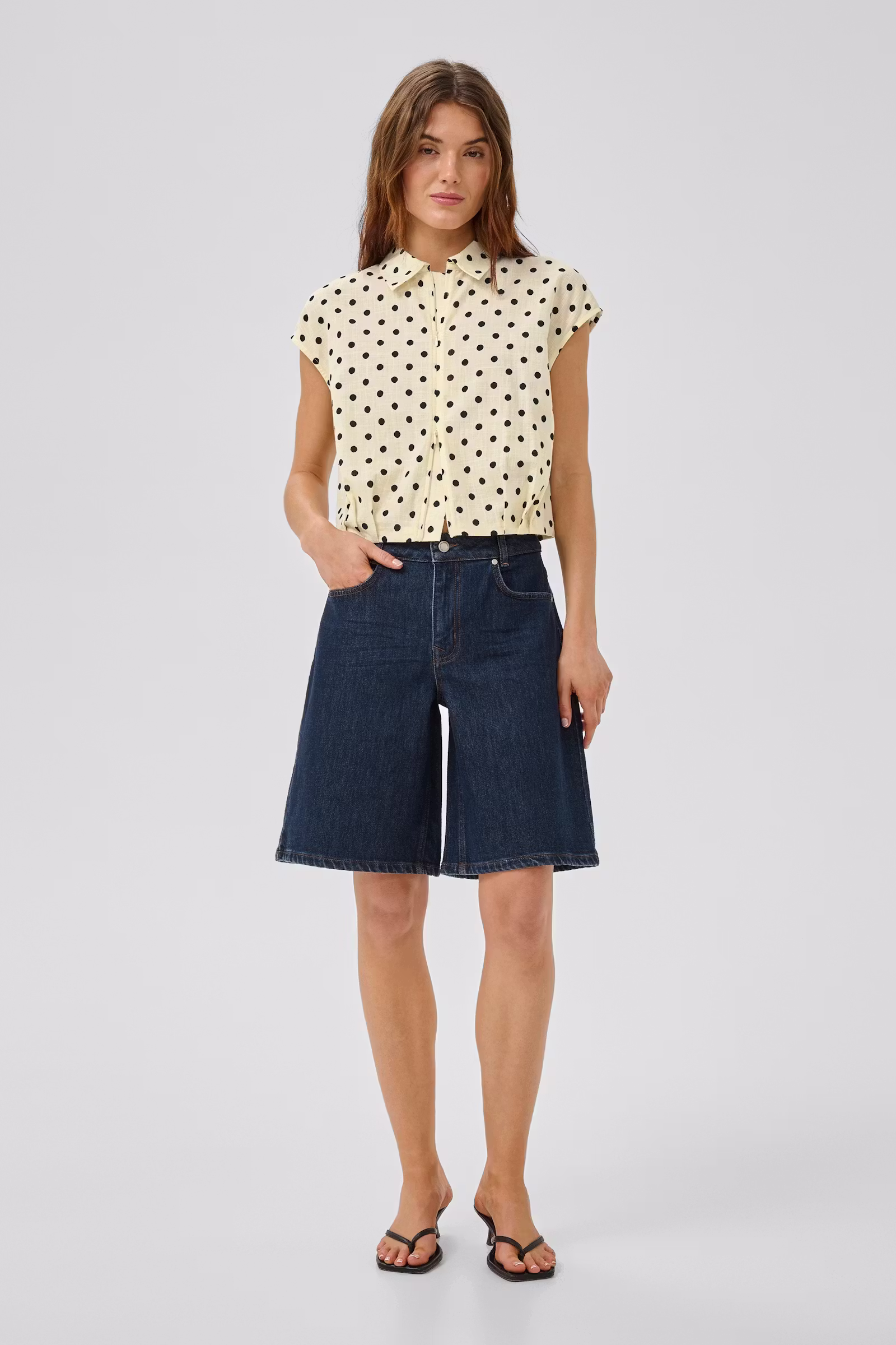 My Essential Wardrobe 10705557 MWNada Short Shirt