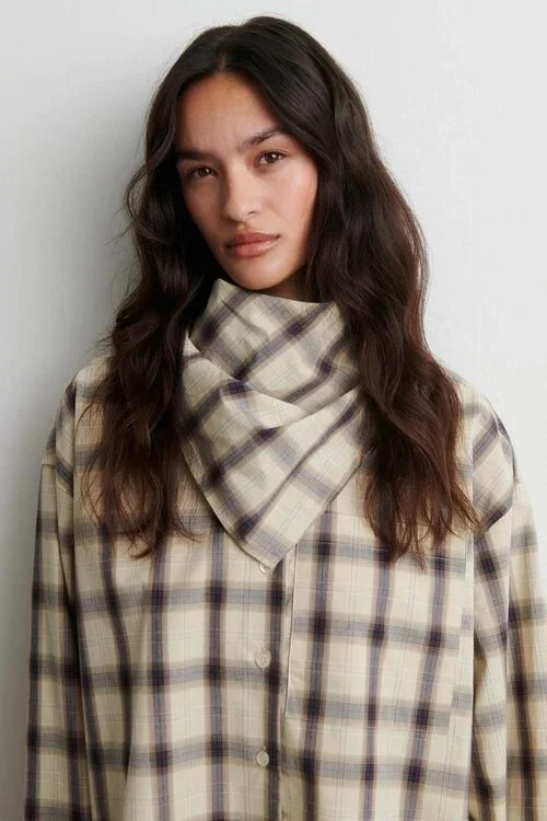 SECOND FEMALE 61097 Liria Scarf