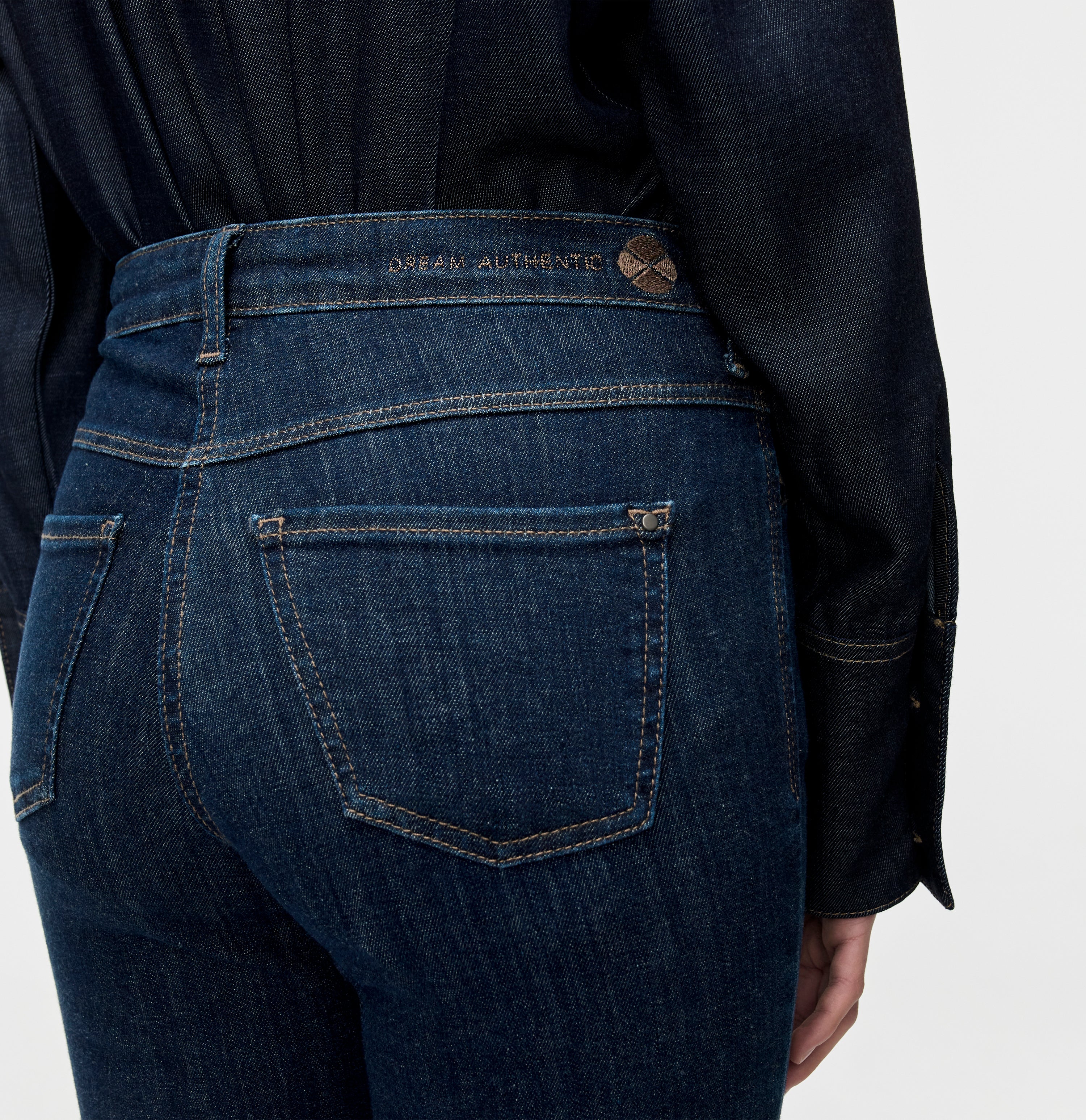 MAC 0358L 5429-90 Dream Boot Auth Jeans