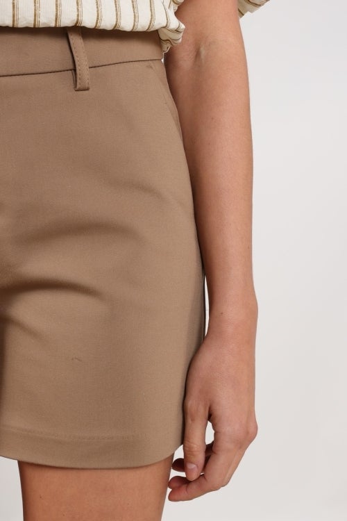 NUKUS NKS09043 Dahlia Short