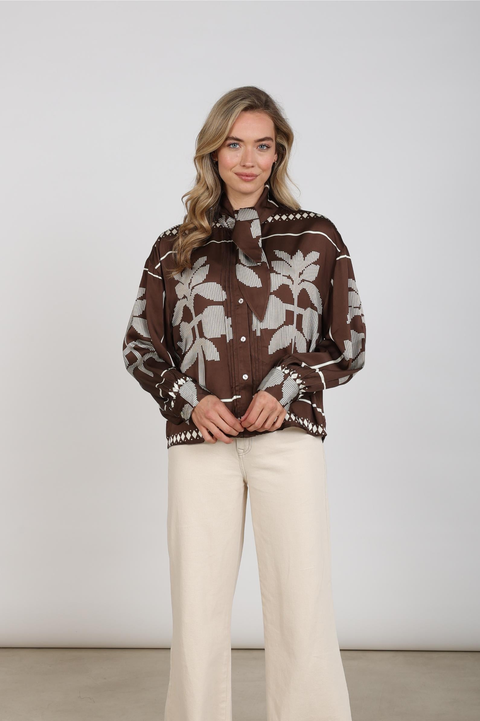 NUKUS NKF02203 Alexandra Blouse Tie Cross