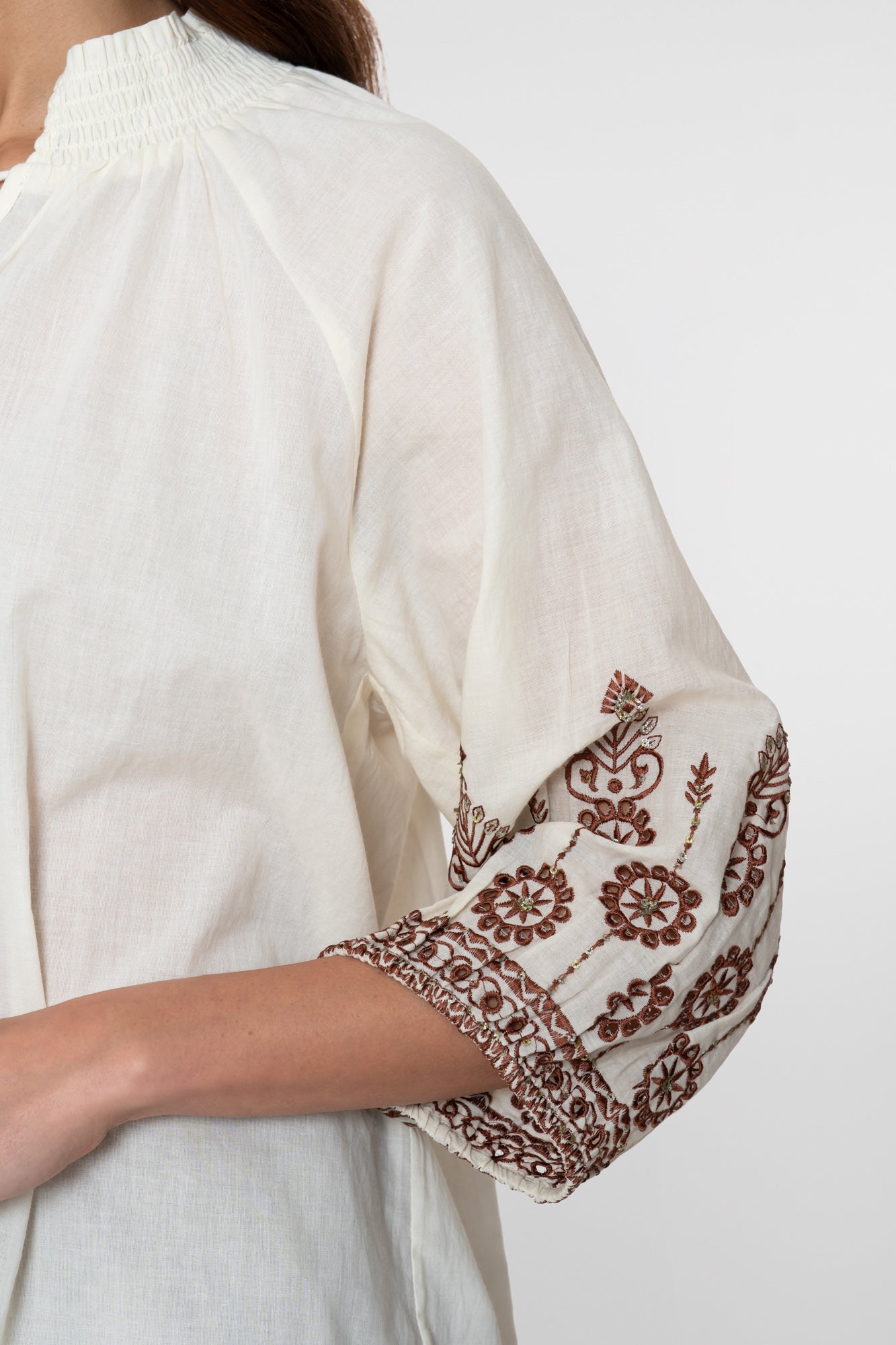 GEISHA 63434-26 Blouse embroidered sleeves