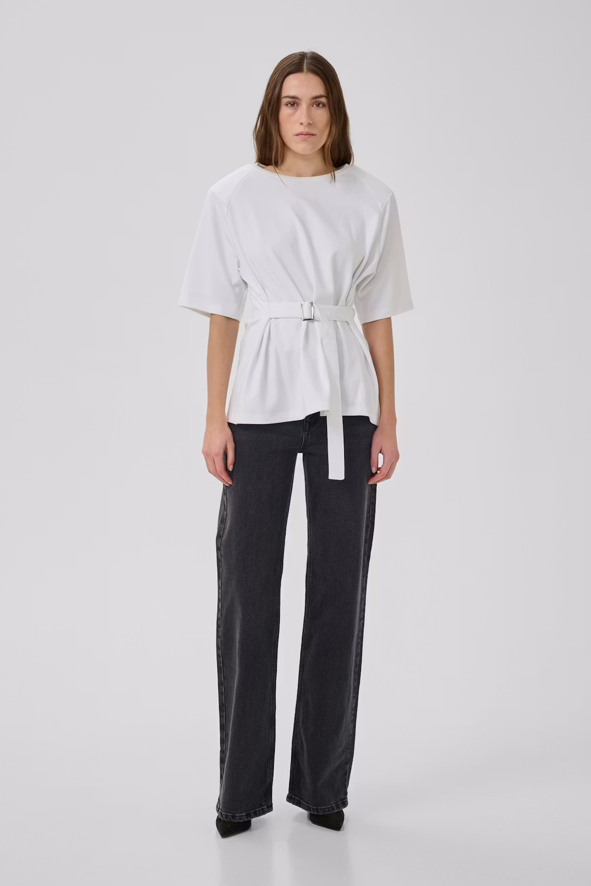 My Essential Wardrobe 10705415 MWApir Belt Tee-white