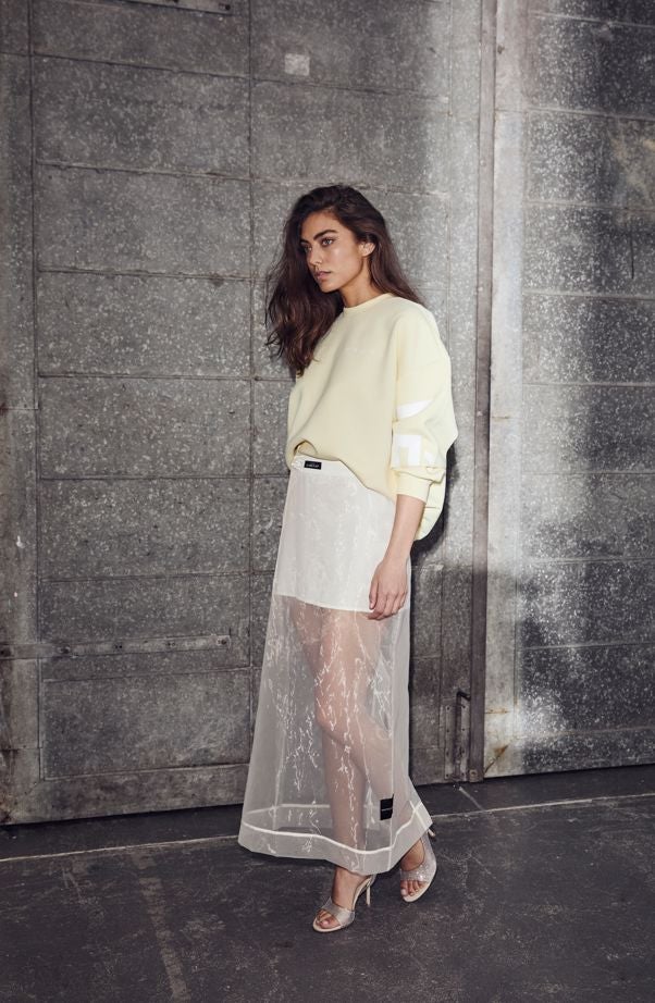 HAUTE L'AMITIE HL10413 MaxiSplit Logo Sweat-pale yellow