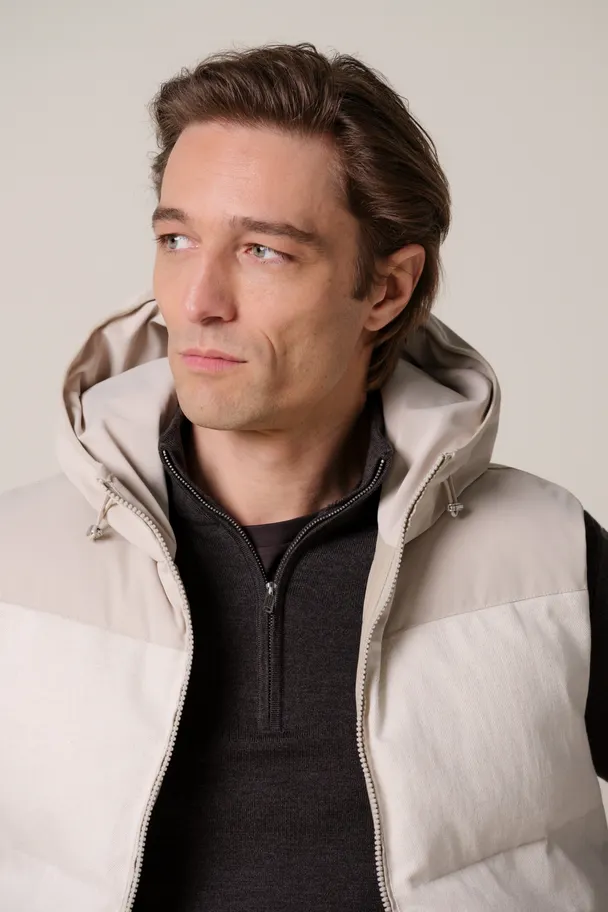 PROFUOMO PPXU30006B Hooded bodywarmer