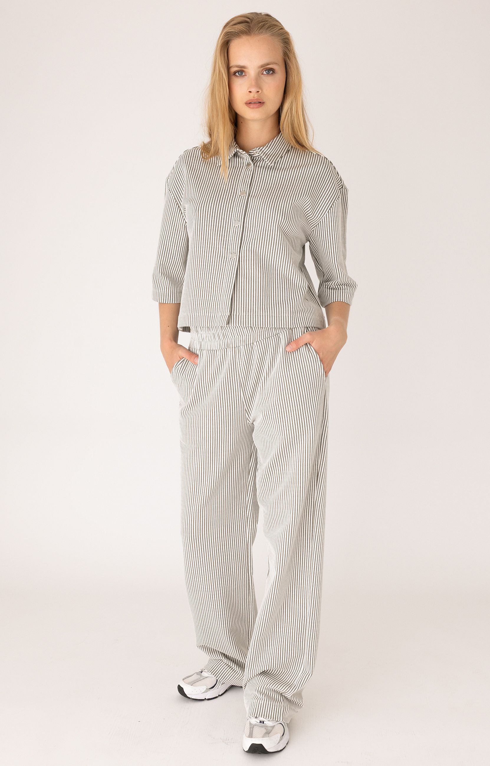 ANNA BLUE B52-02-Beachstripe-2 JogPants