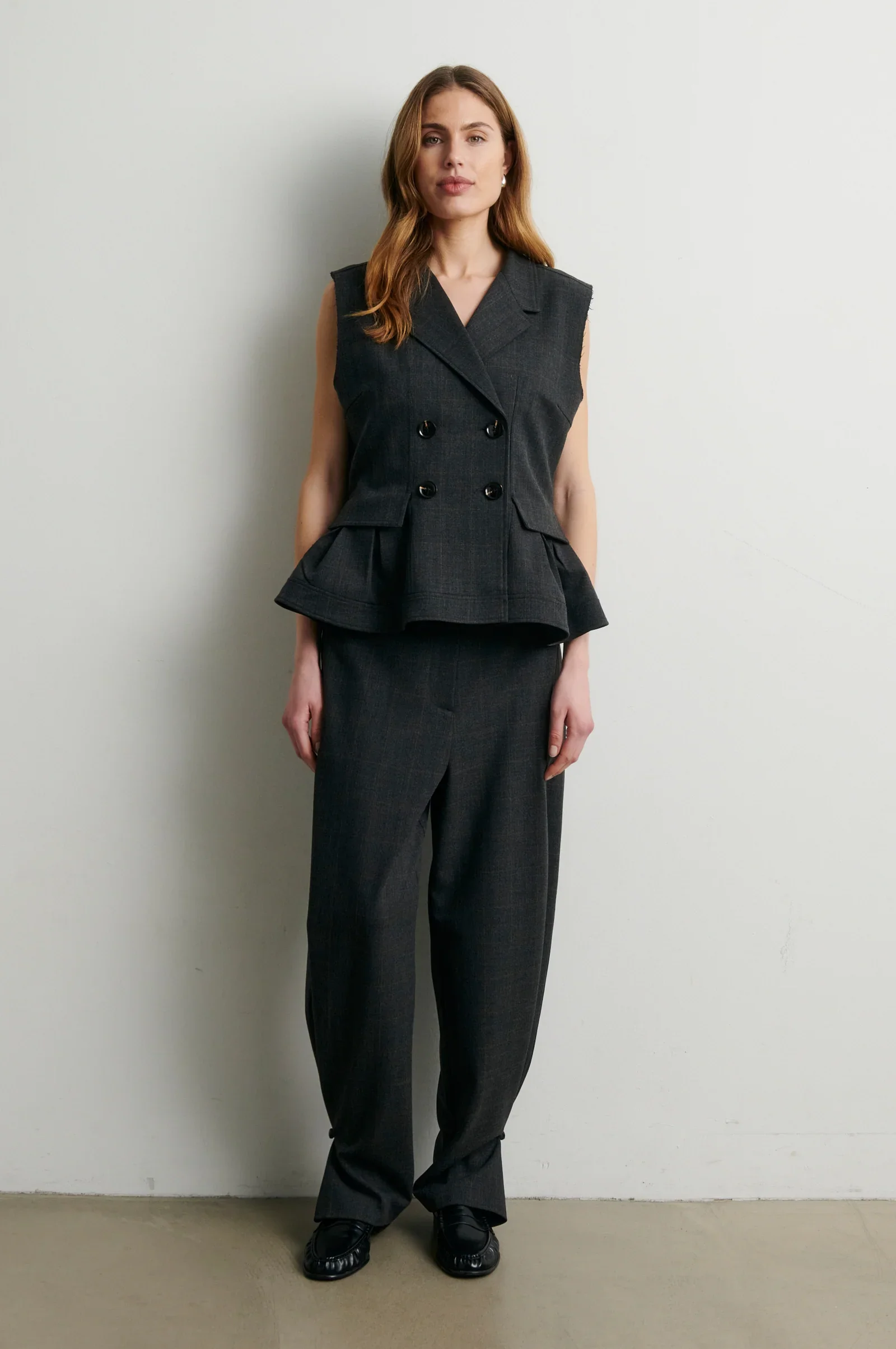 SECOND FEMALE 60962 Anjou Waistcoat