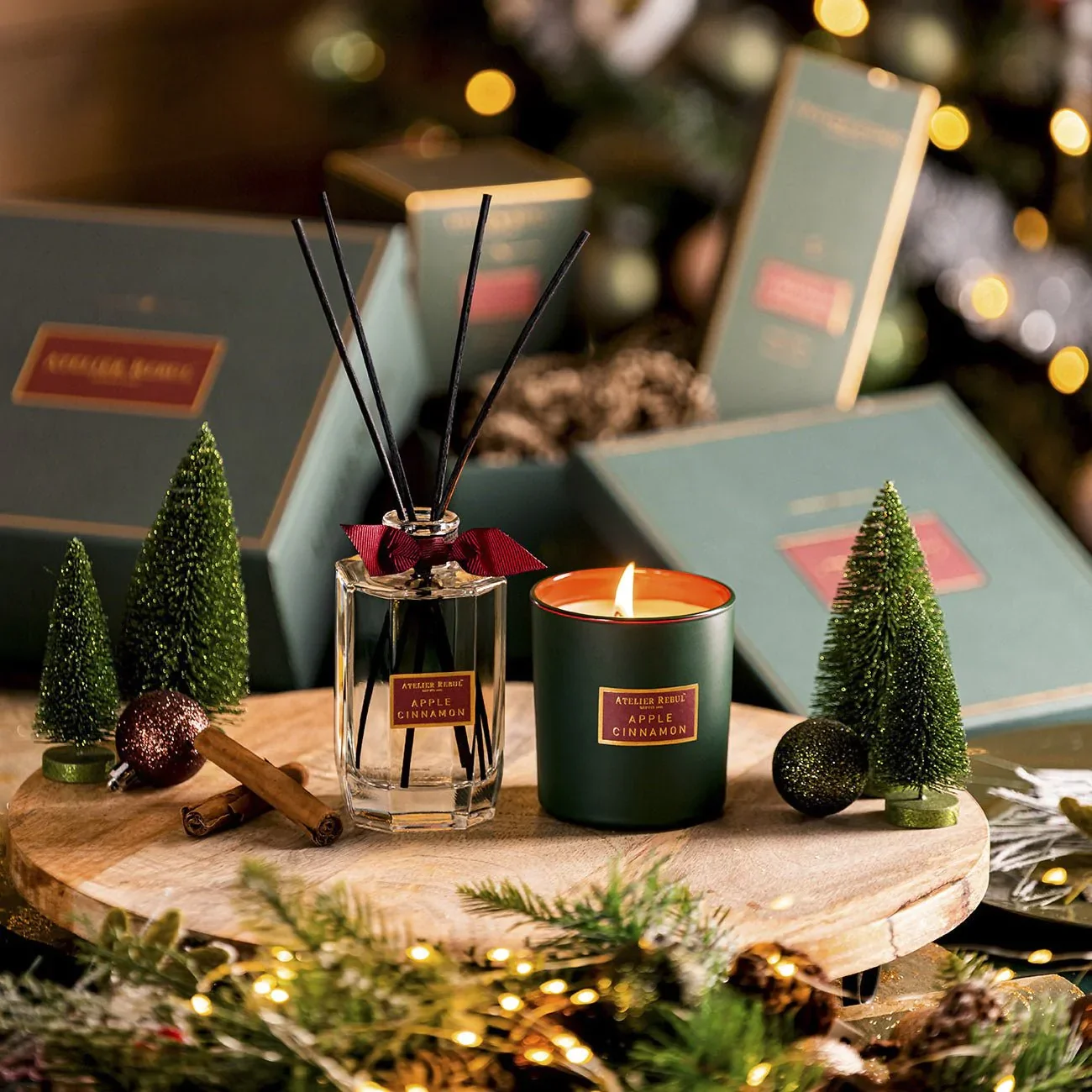 ATELIER REBUL APPLE & CINNEMON GEURSTOKJES 200 ML | 12 Reed Diffuser LE 200ml