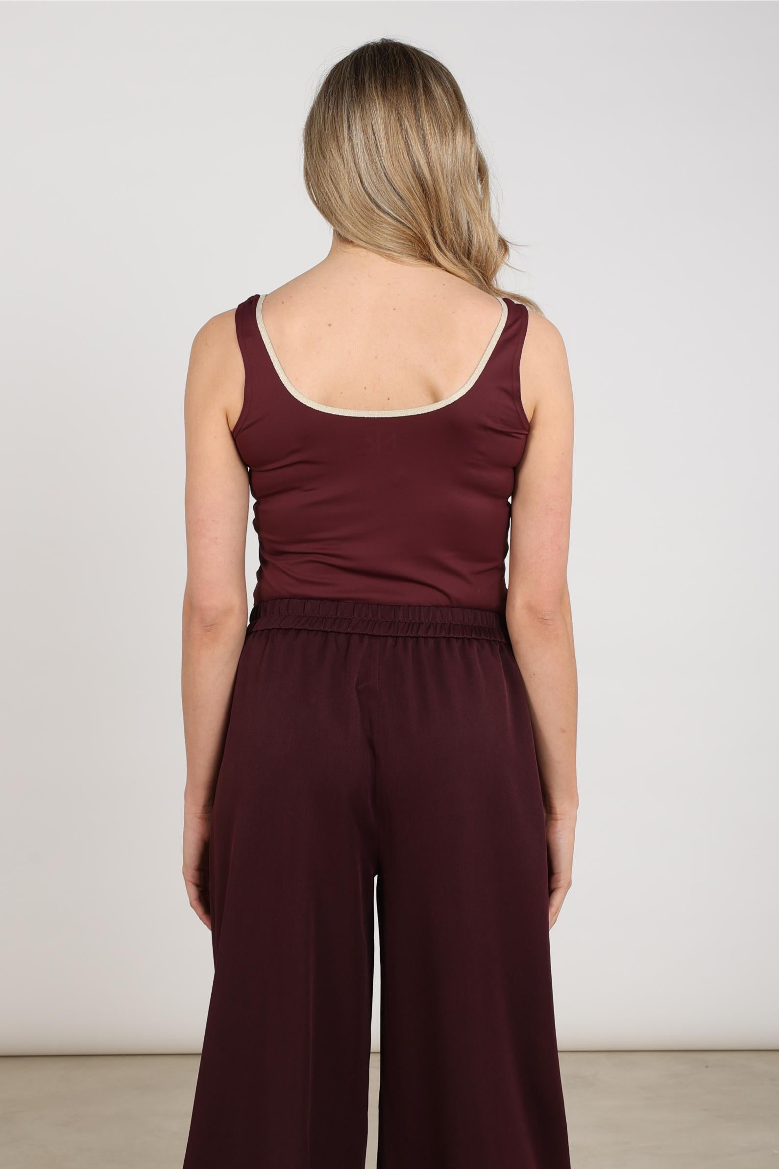 NUKUS NKF01100 Juba Singlet-cherry/gold