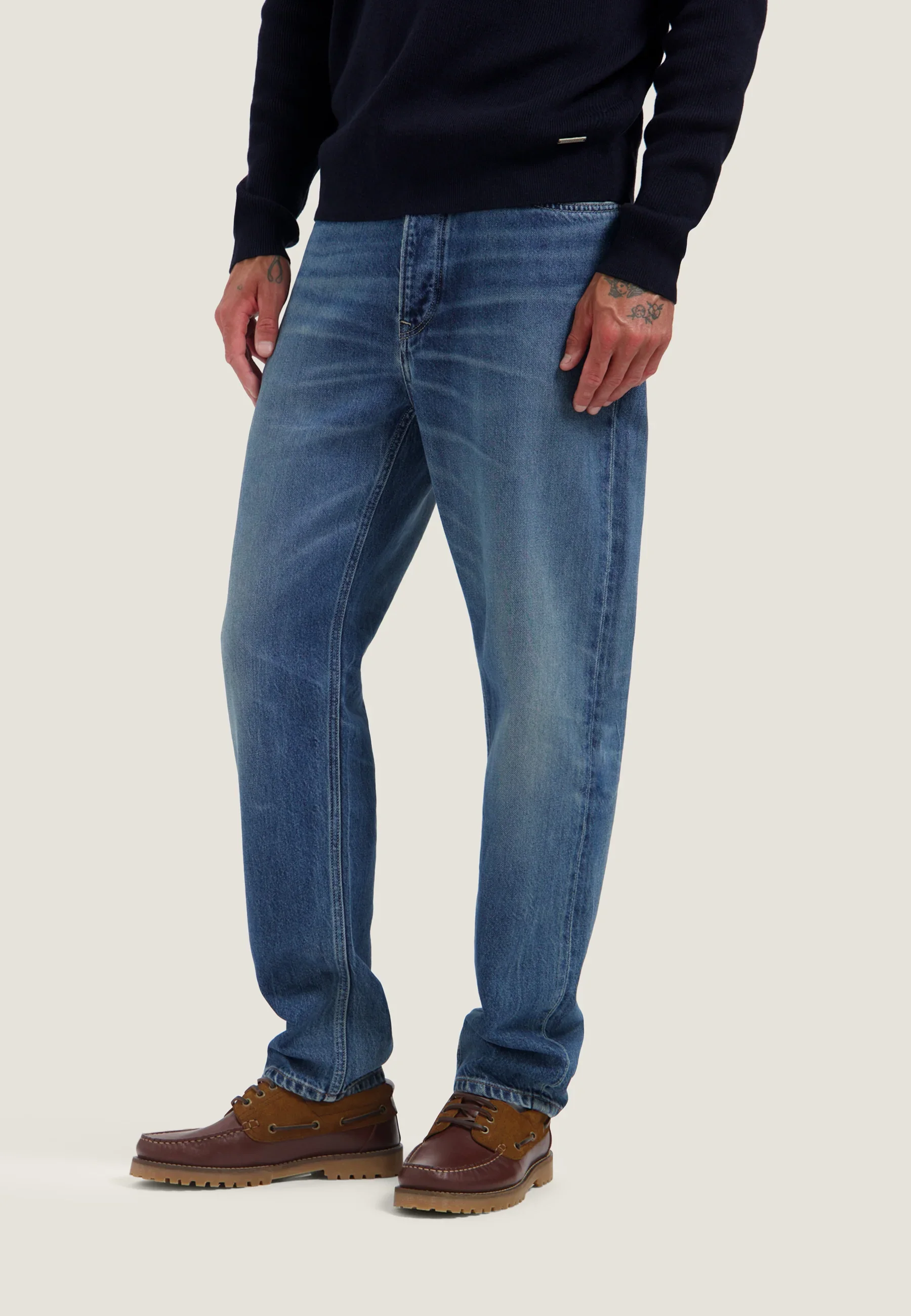 DSTREZZED 551562 Logan 5 Pocket  relaxed tapered jeans