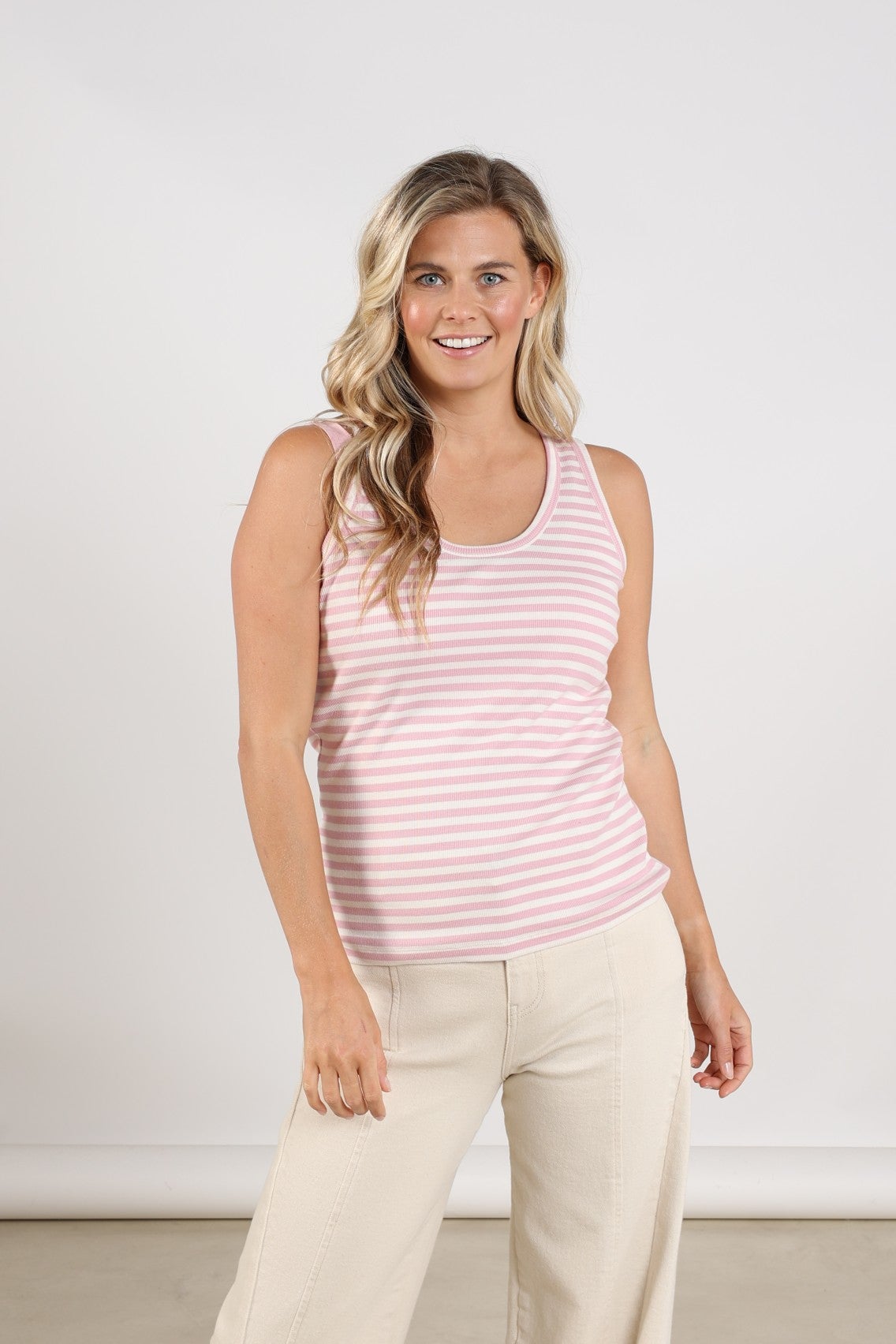 NUKUS NKS01169 Steffie Singlet-offwhite/blush