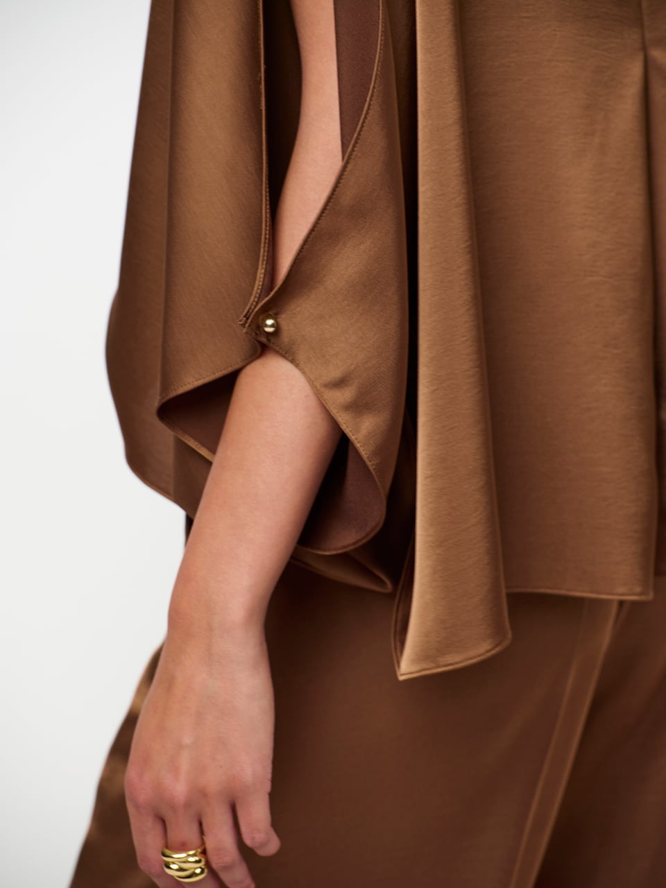 DANTE6 261306 Risette Flow Satin Top - Bruin