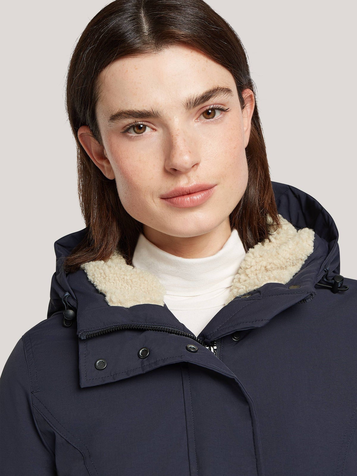 LR00860253 Elina