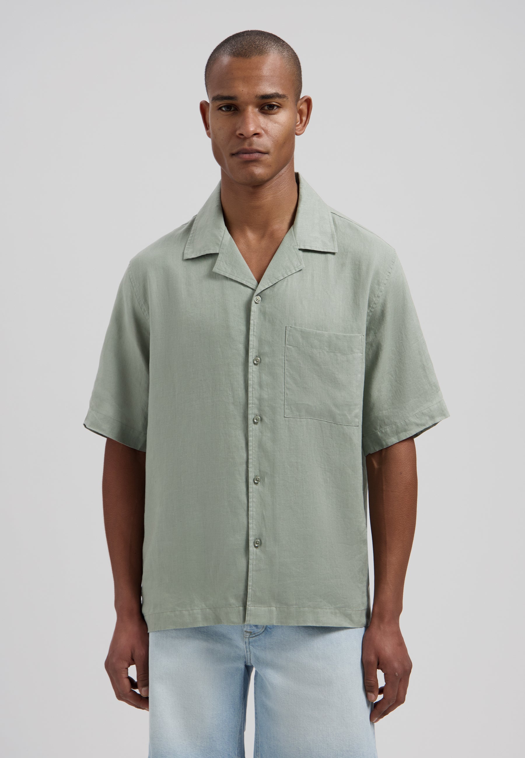 DSTREZZED 311480-SS26 Hero Resort Shirt - Green Shadow
