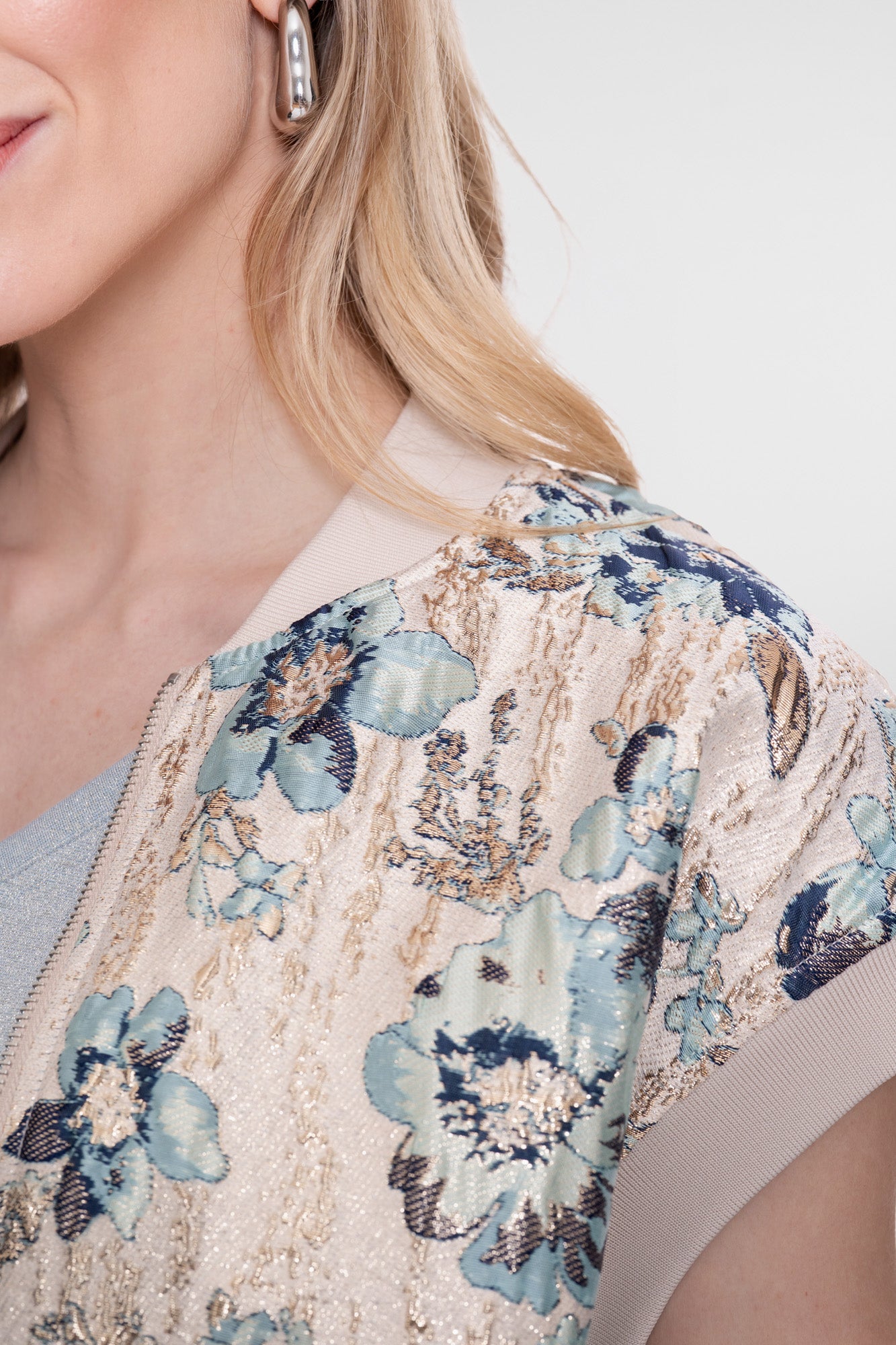 GEISHA 65355-14  Sleeveless Bomber Jacquard