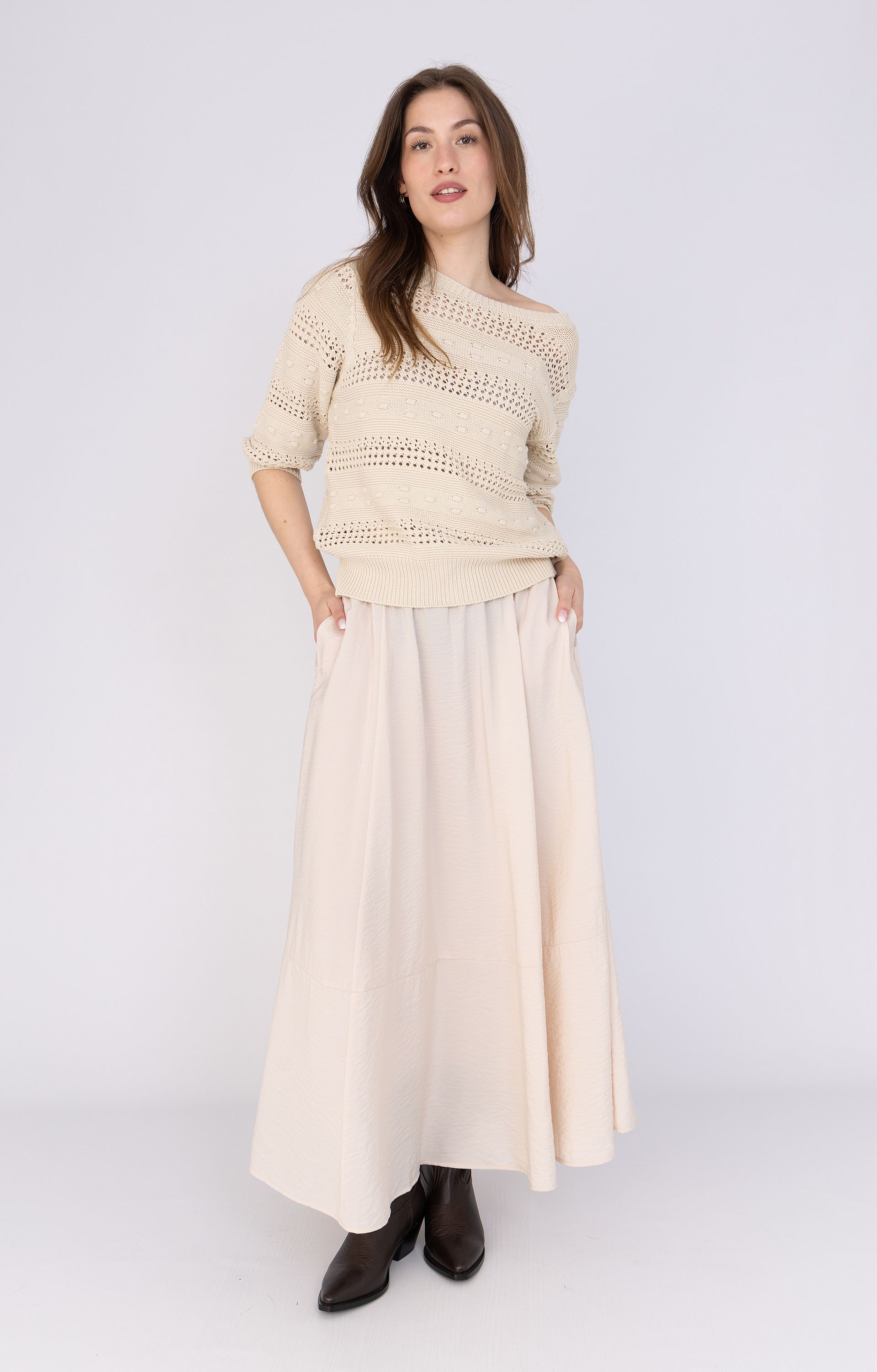 ANNA 48A03-02782 Rok