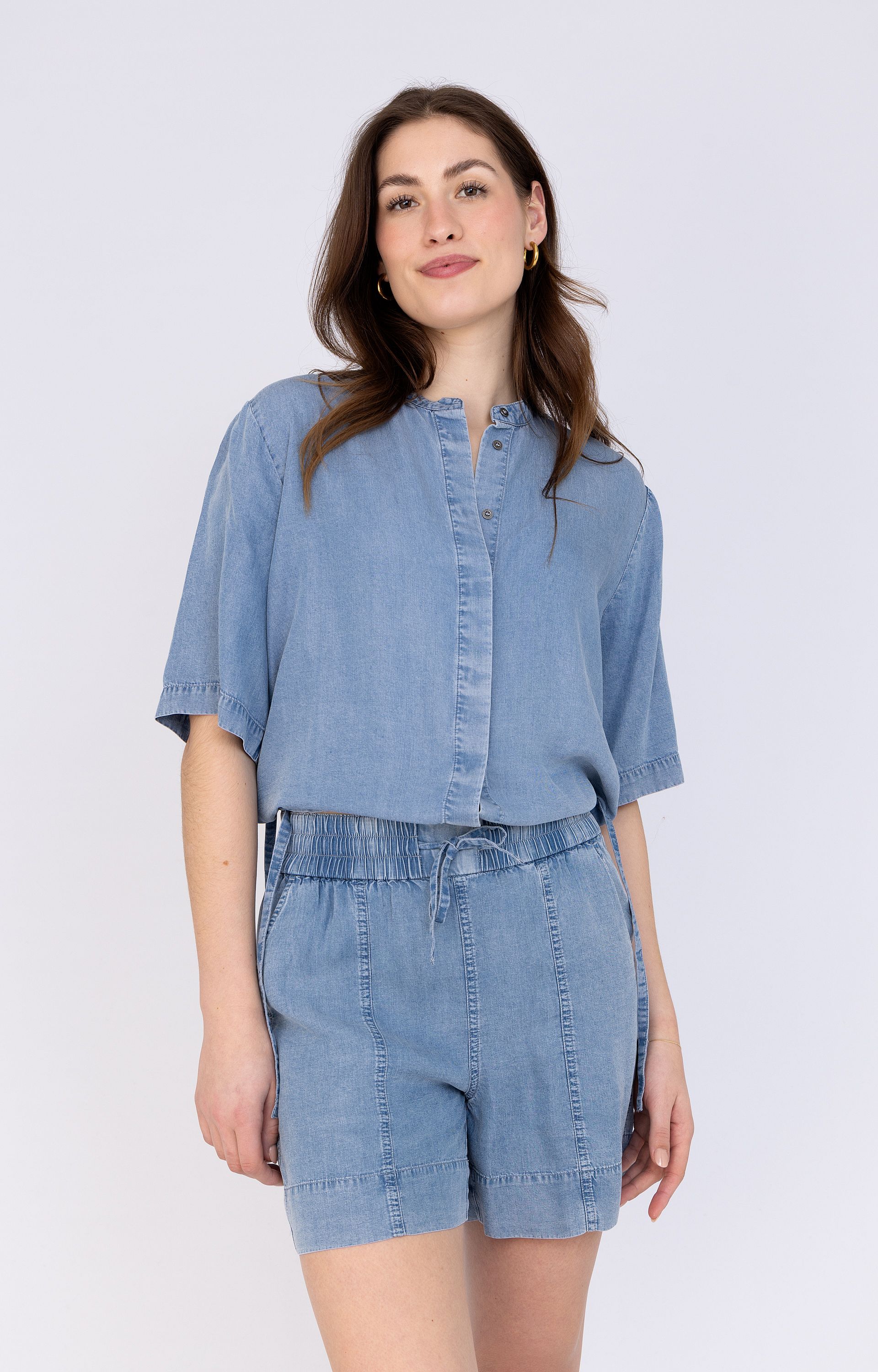 ANNA BLUEB10-05-Daniil Blouse SS