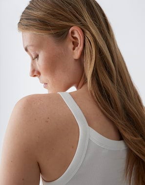 OPUS 10553510409106 Izli Strappy top van fijn geribd tricot