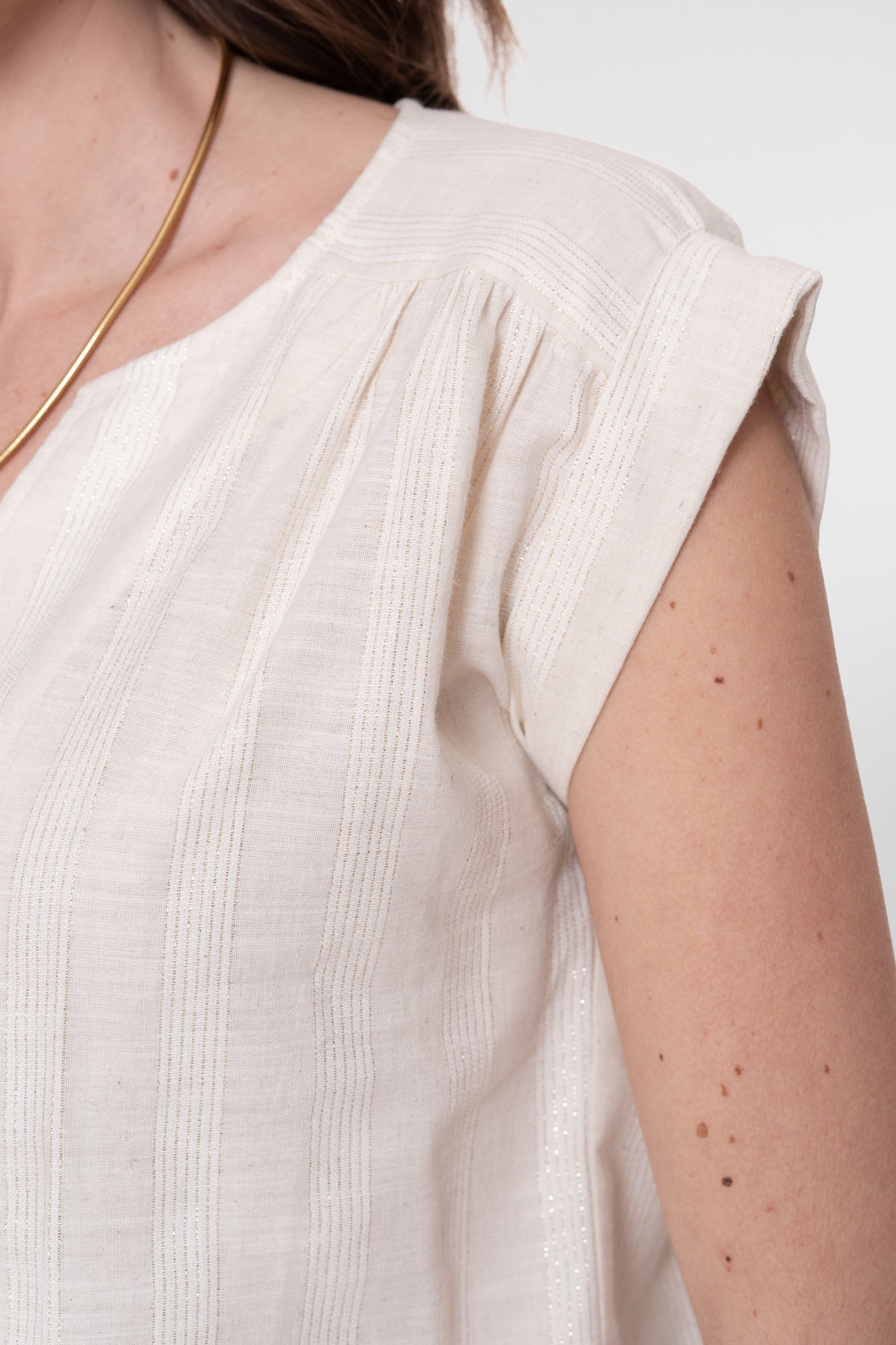 GEISHA blouse met sierlijke striksluiting en lurex 63152-32