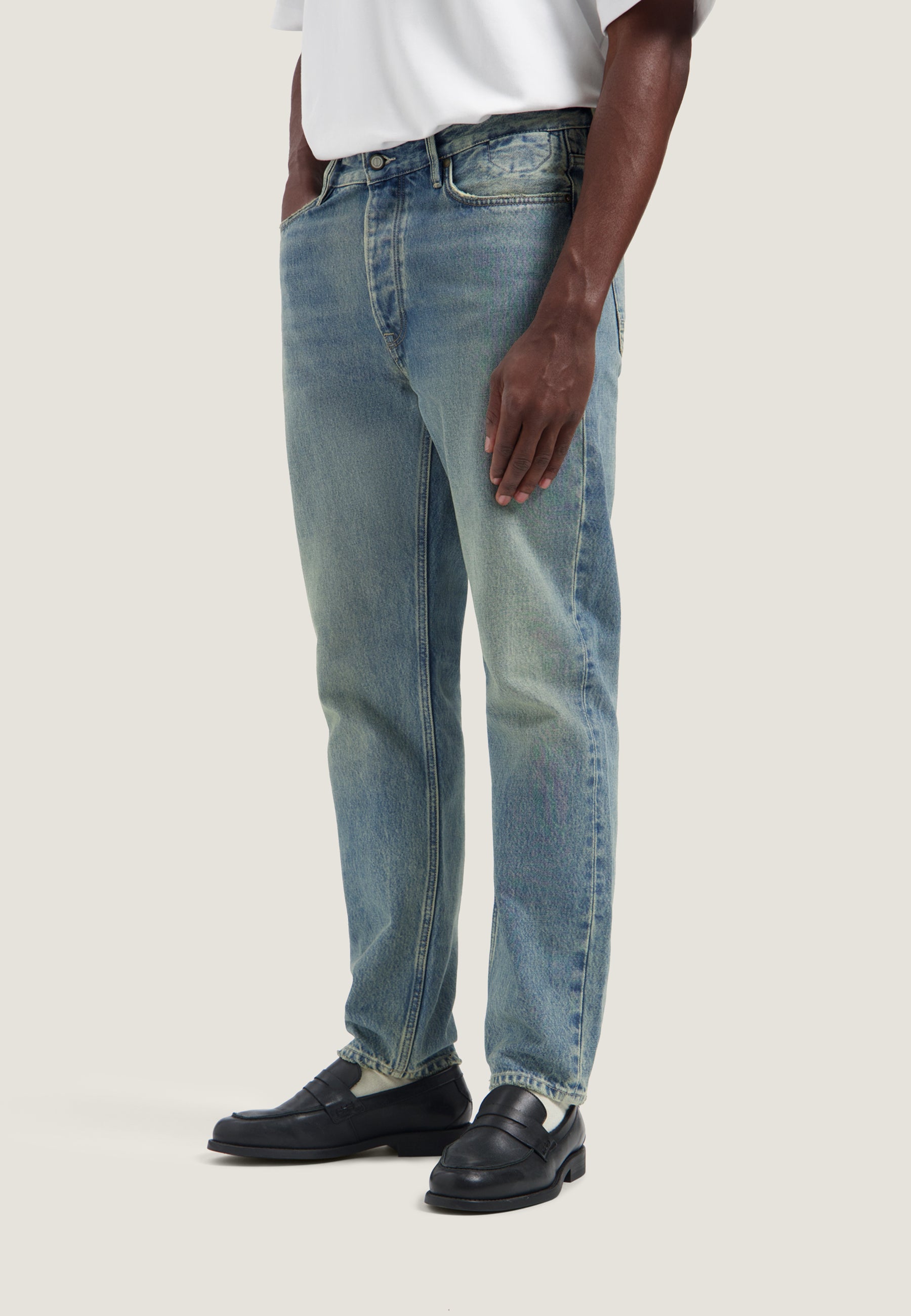 DESTREZZED 551566 Logan 5 Pocket IRW