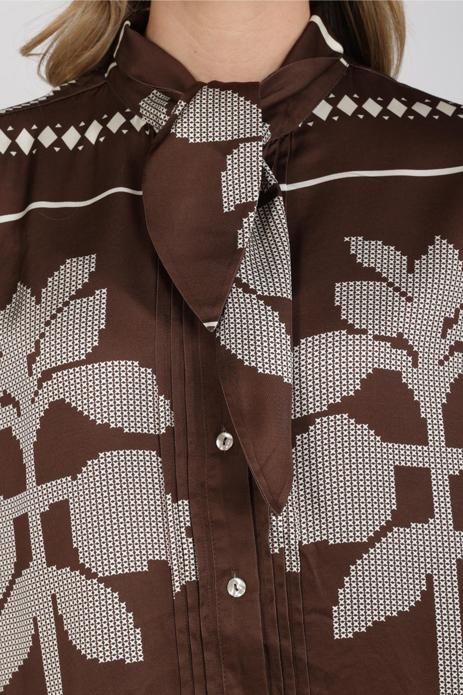 NUKUS NKF02203 Alexandra Blouse Tie Cross