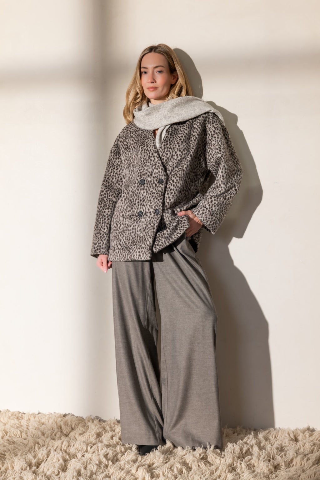 RUBY TUESDAY T607-1216 Cauliez Jacquard Animal Blazer