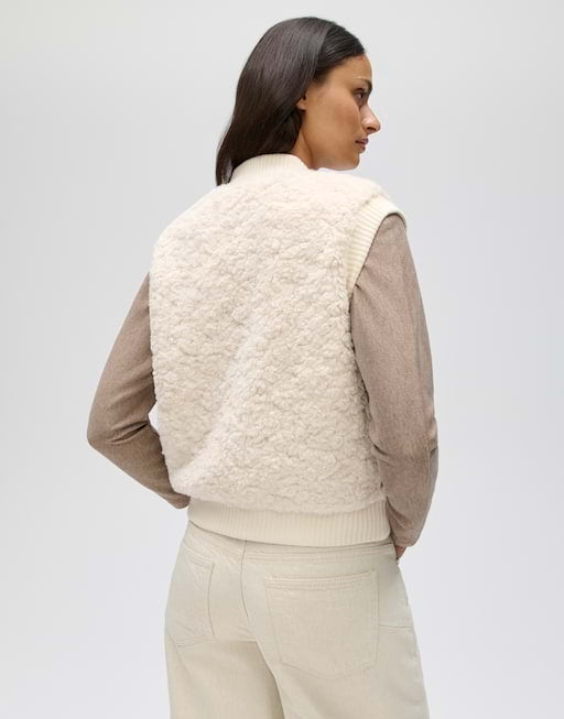 OPUS 10638214598106 Gaste Vest van teddypluche