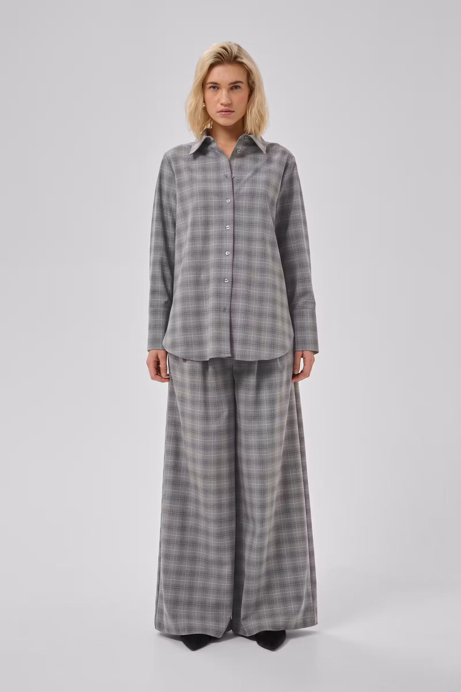 My Essential Wardrobe 10705706 MWAda Vitta Shirt
