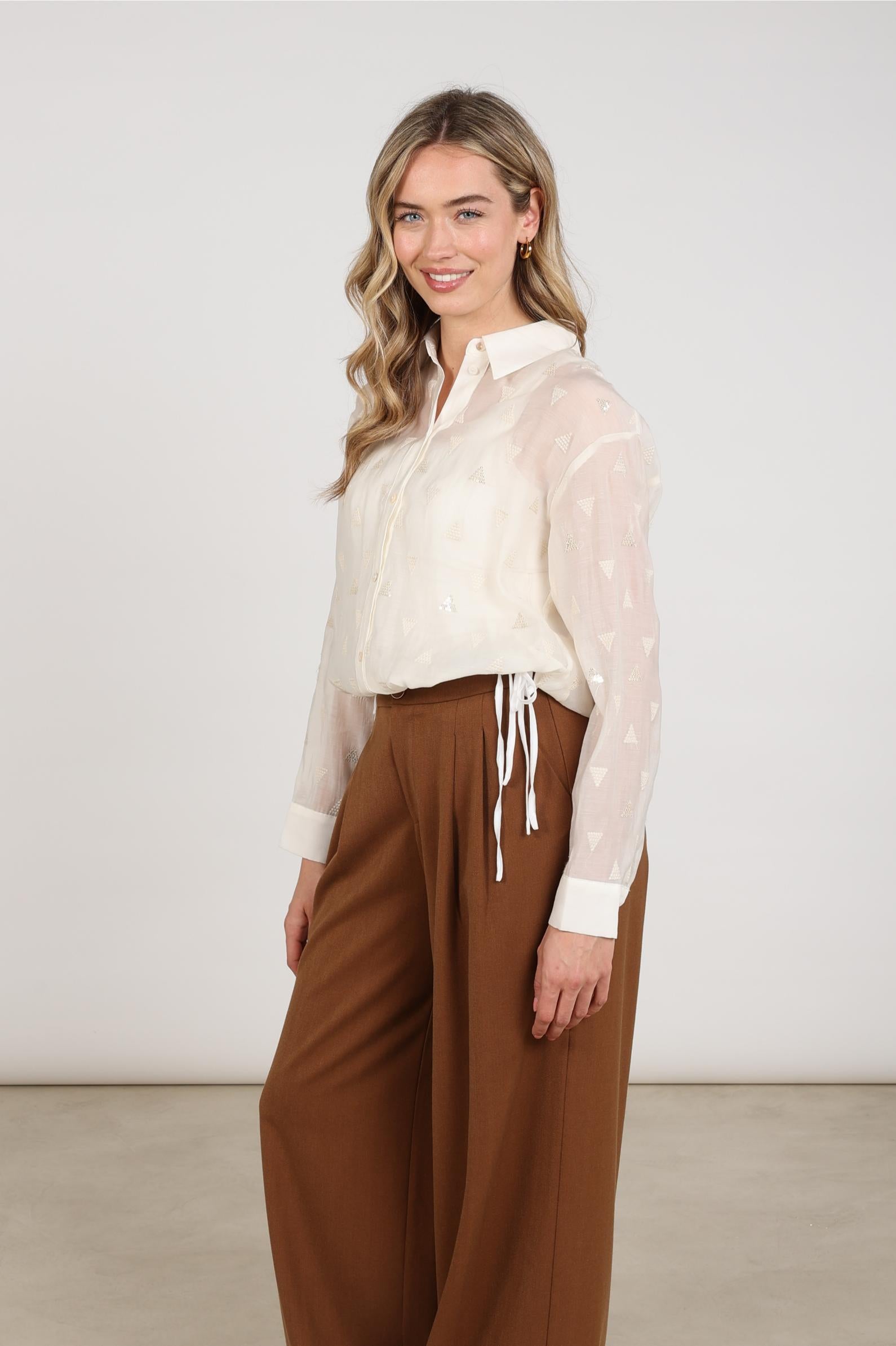 NUKUS NKF02182  Ally Blouse Square Embroidery