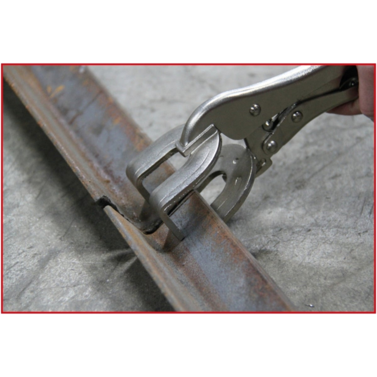 FOT_ANW_ALG_AUTO_115_107X_8-9__AW1_SALL_AING_V1