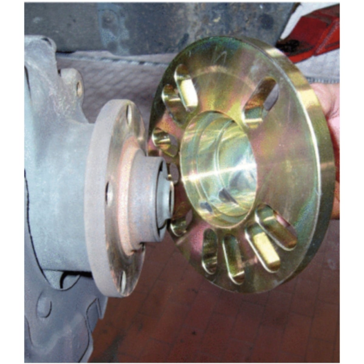 FOT_ANW_ALG_AUTO_700_1410_AW6_SALL_AING_V1